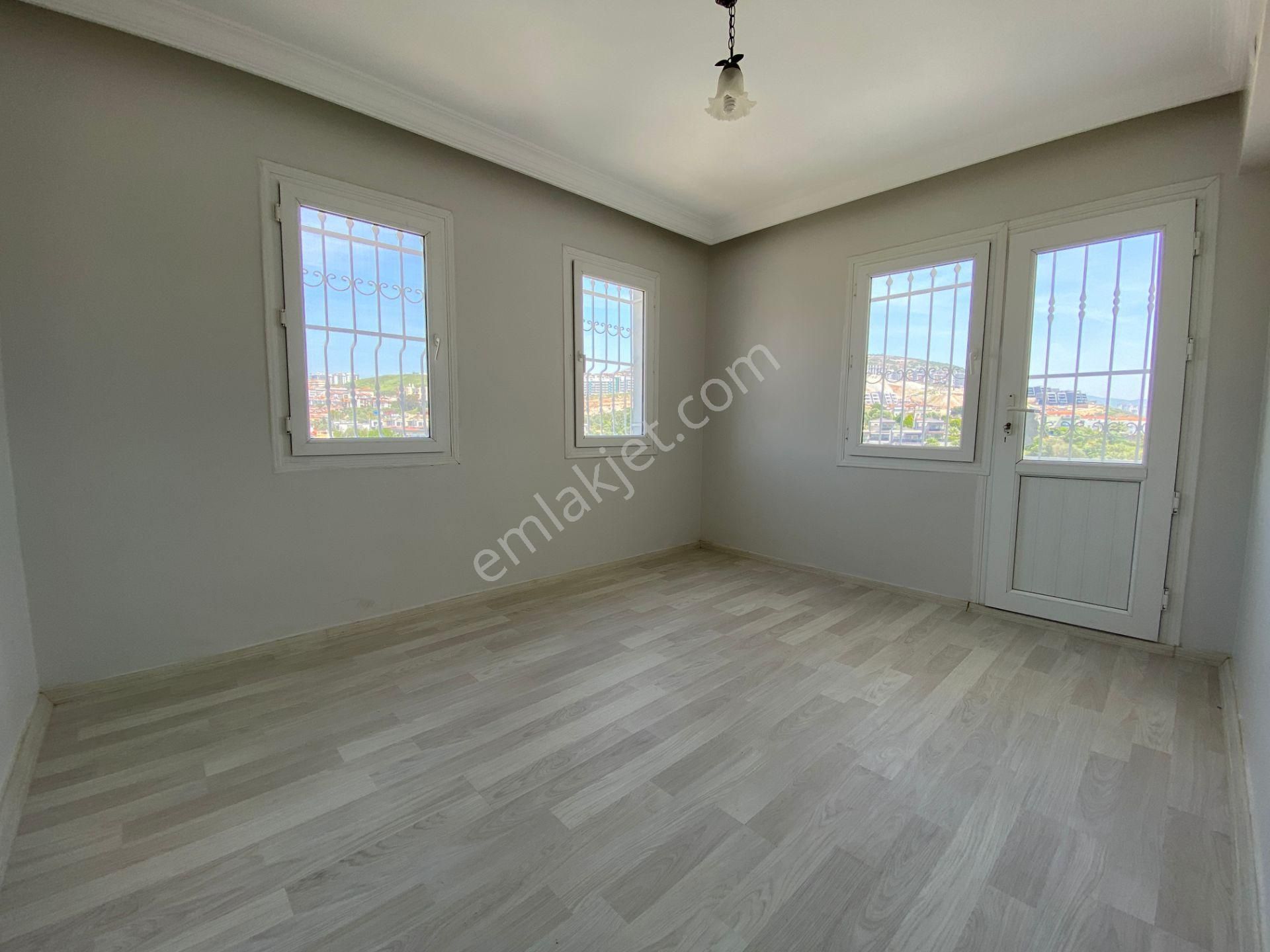 Kuşadası Kadınlar Denizi Mh. 4+2 Geniş Bahçe - Görsel 11