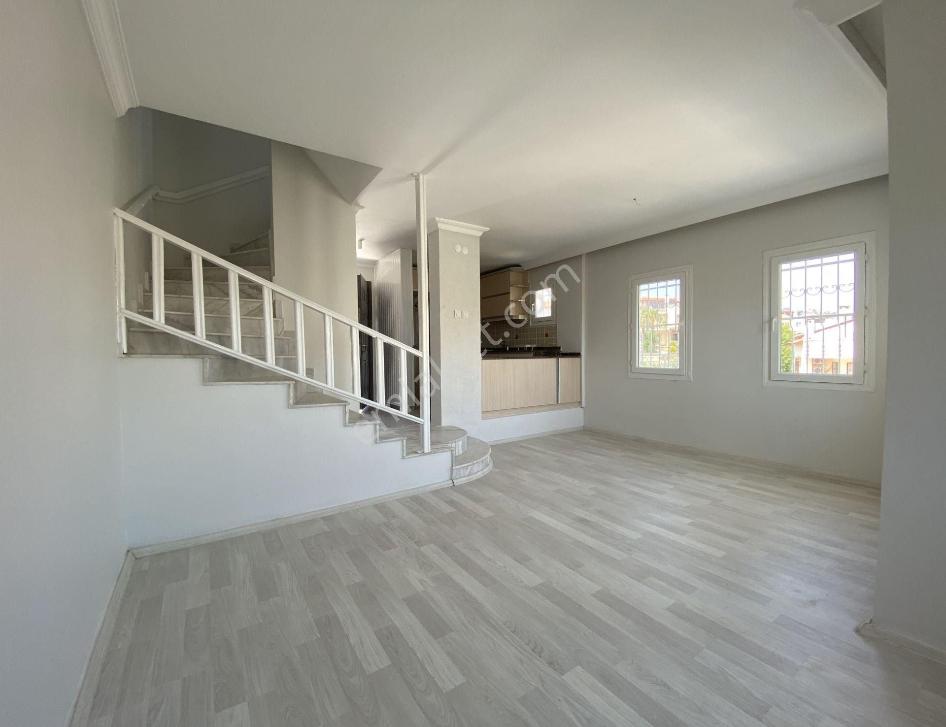 Kuşadası Kadınlar Denizi Mh. 4+2 Geniş Bahçe - Görsel 3