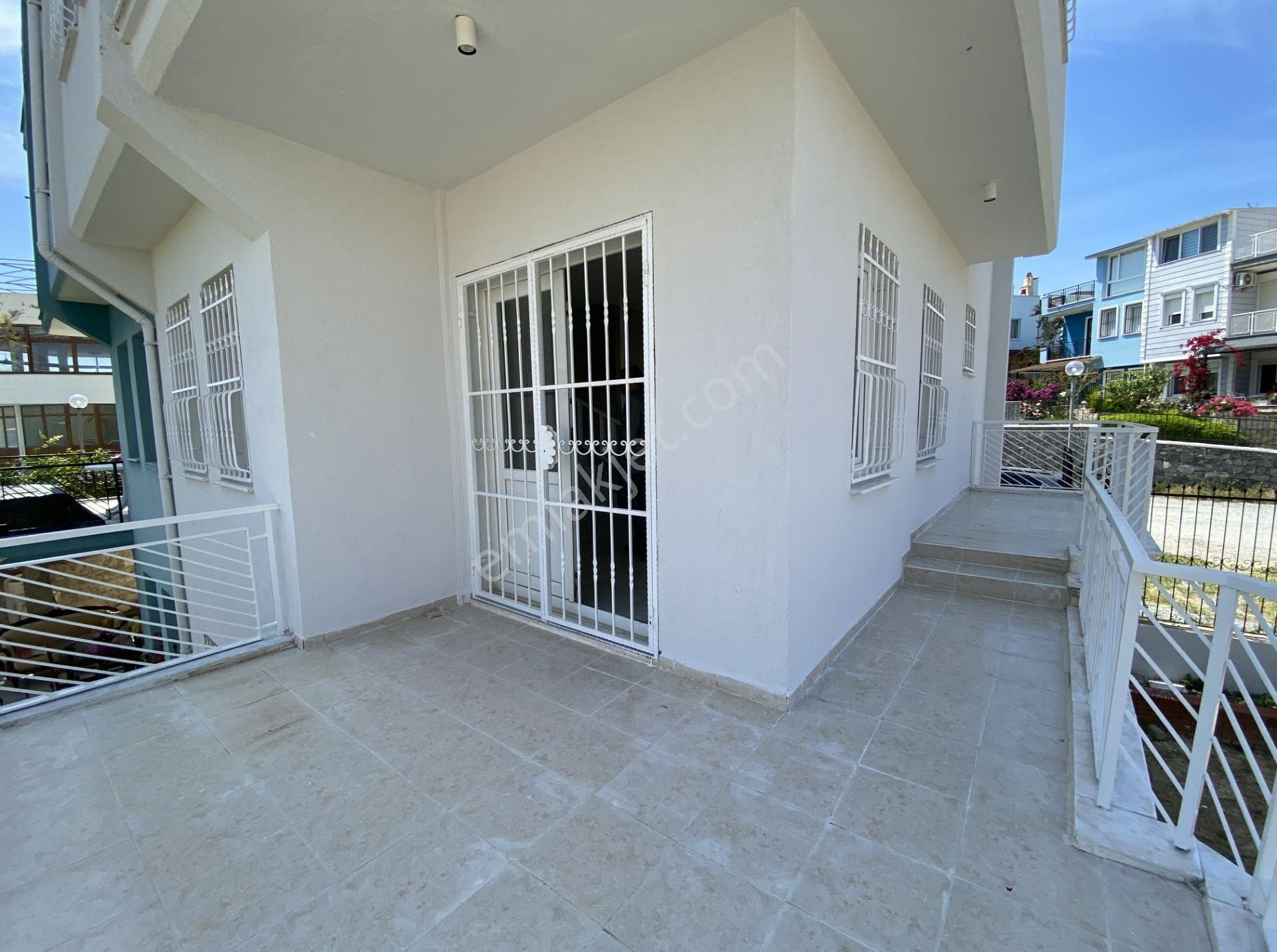 Kuşadası Kadınlar Denizi Mh. 4+2 Geniş Bahçe - Görsel 17