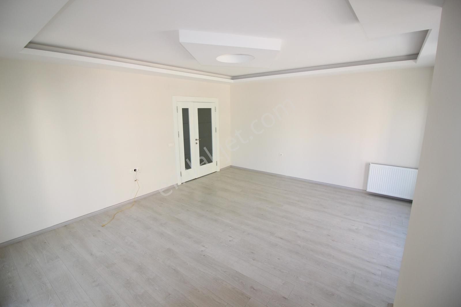 Han Emlak'tan Merkez Mah'de Doğalgazlı 3+1 Kiralık Daire - Görsel 18