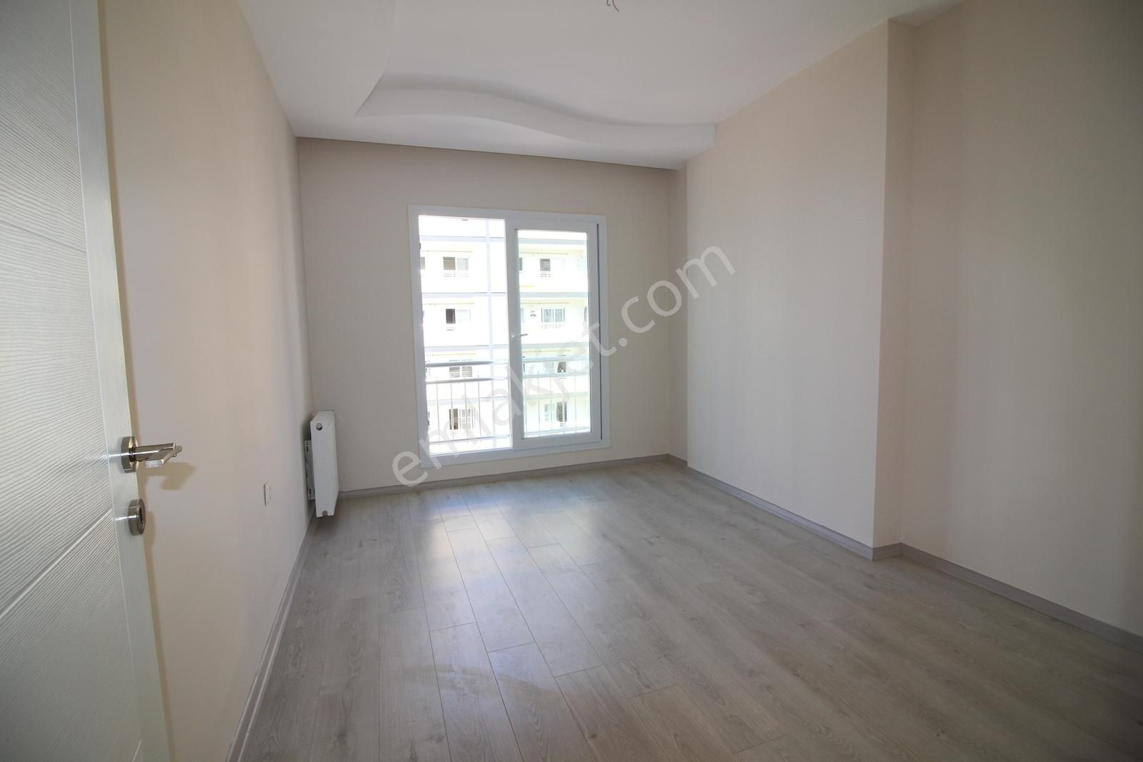 Han Emlak'tan Merkez Mah'de Doğalgazlı 3+1 Kiralık Daire - Görsel 11