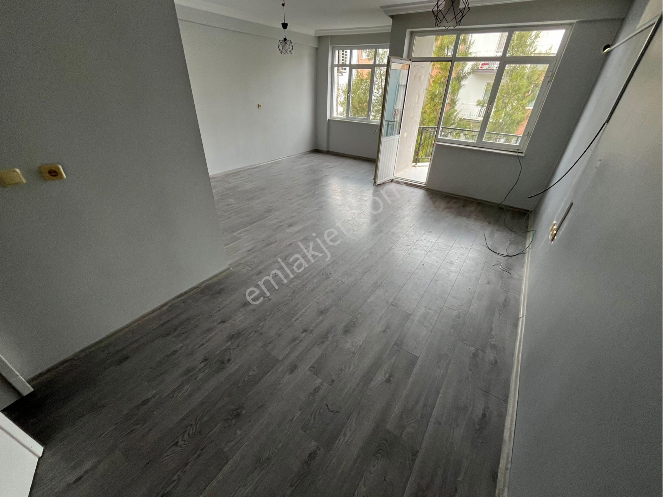 Kuşadası İkiçeşmelikte Kapalı Mutfak Satılık Daire - Görsel 28