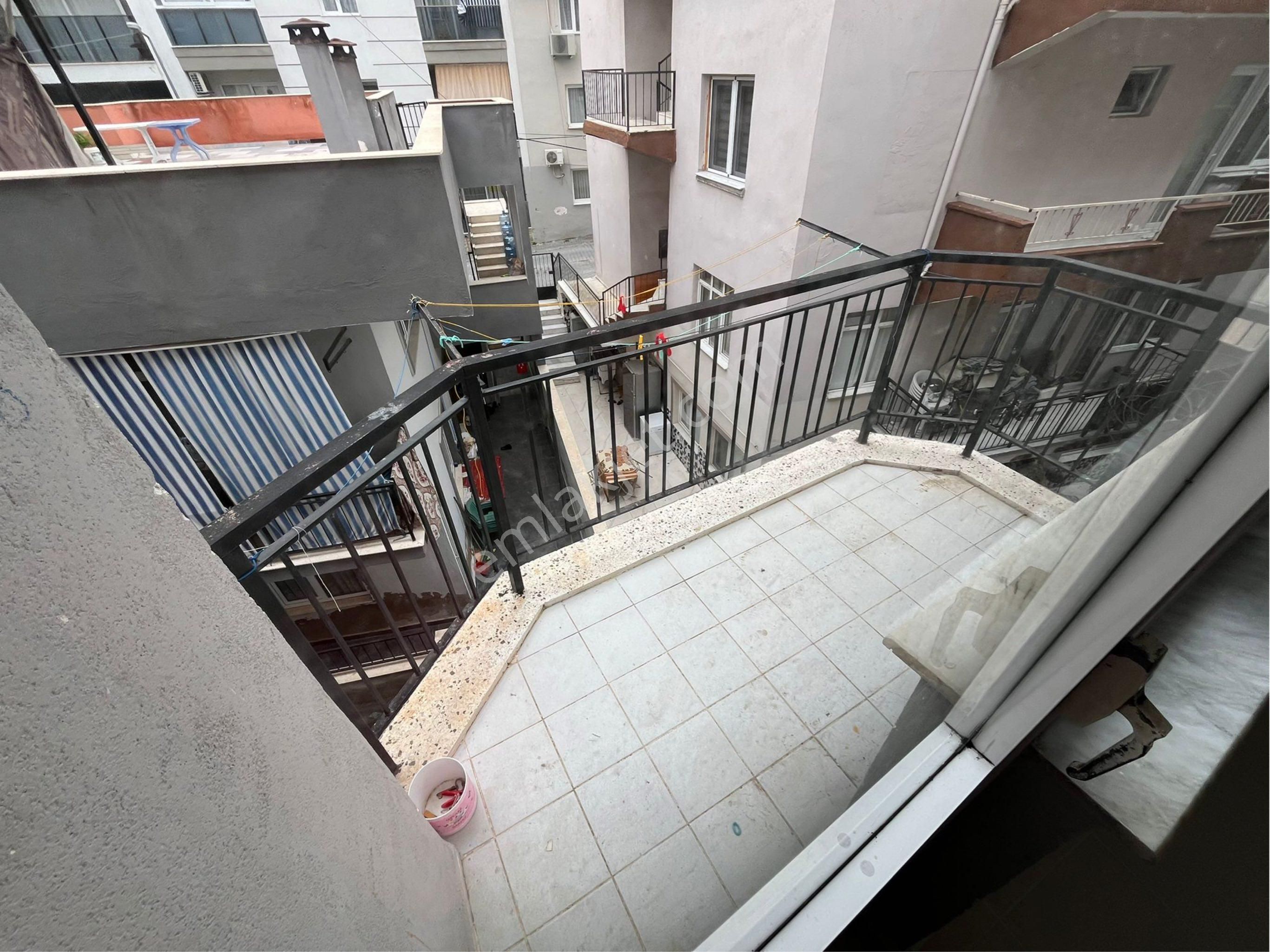 Kuşadası İkiçeşmelikte Kapalı Mutfak Satılık Daire - Görsel 16