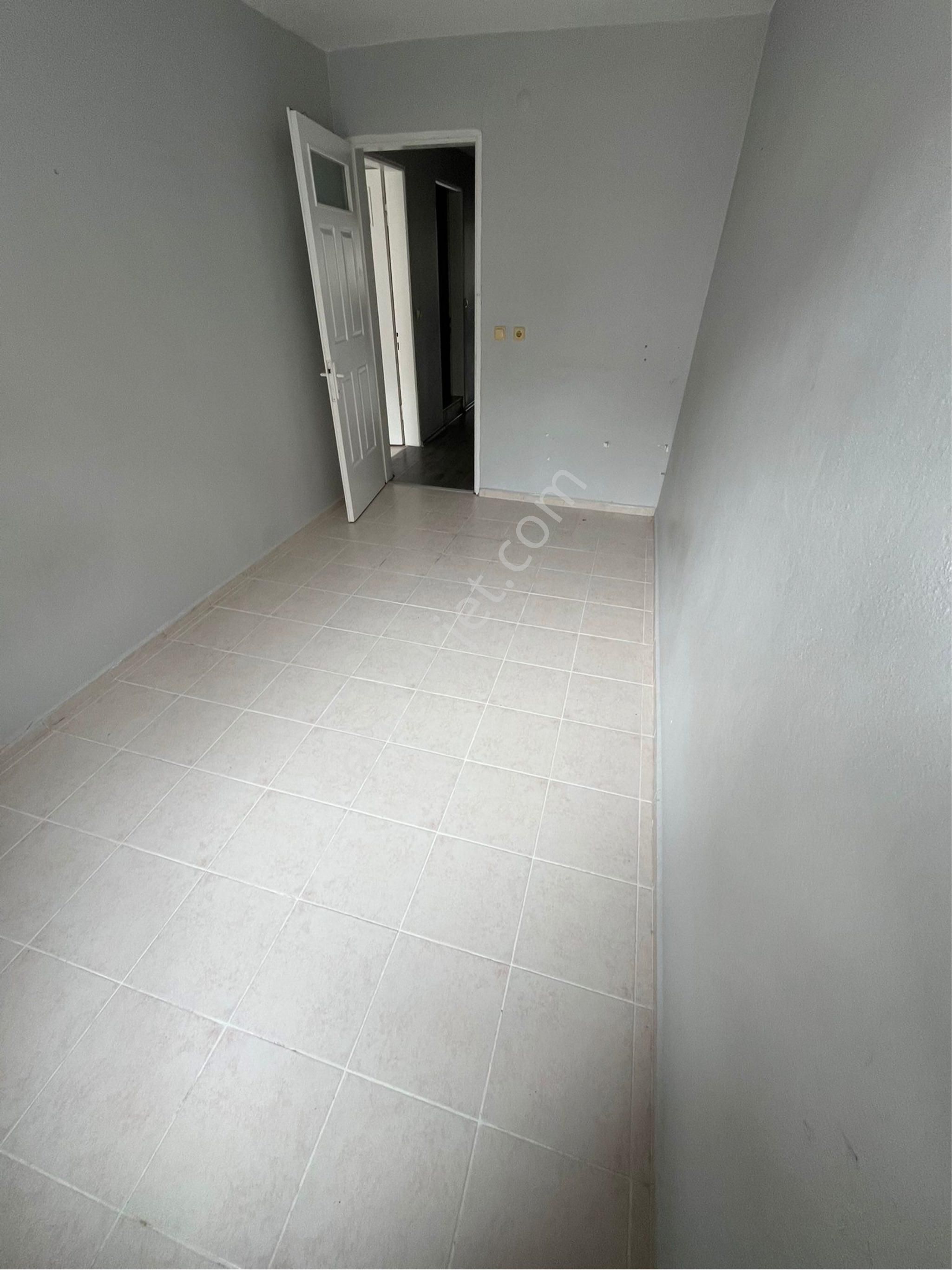 Kuşadası İkiçeşmelikte Kapalı Mutfak Satılık Daire - Görsel 24