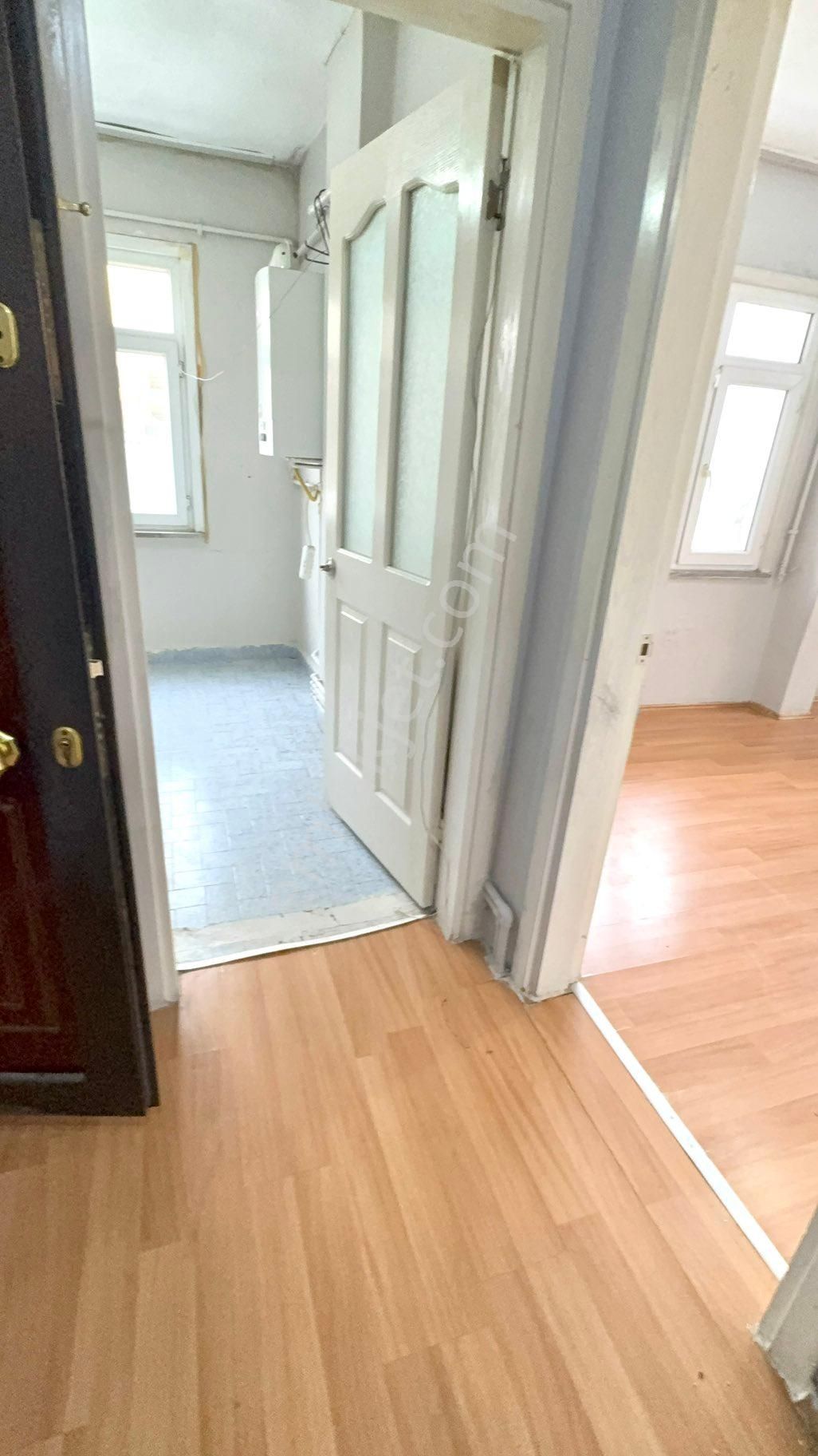 Emir Emlak’dan 1+1 2 Kat Doğalgaz Kombili - Görsel 16