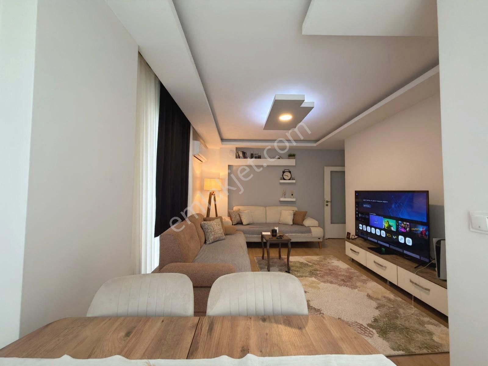 🟣 Güç Gayrimenkul'den Akçay'da Ayrı Mutfaklı Ön Cephe Ara Kat Kombili 2+1 Daire - Görsel 3