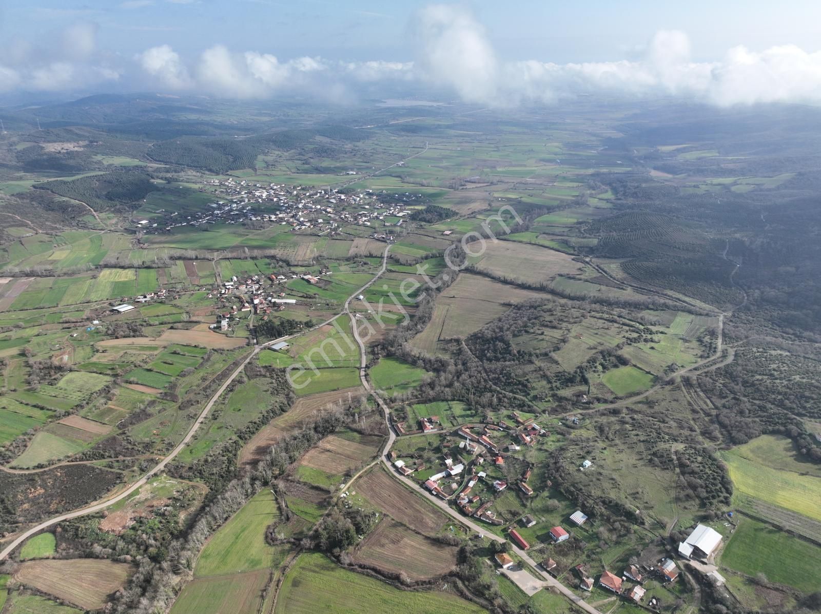 Çanakkale Lapseki Beypınar Köyündesatılık 1.372 M2 Arazi - Görsel 12