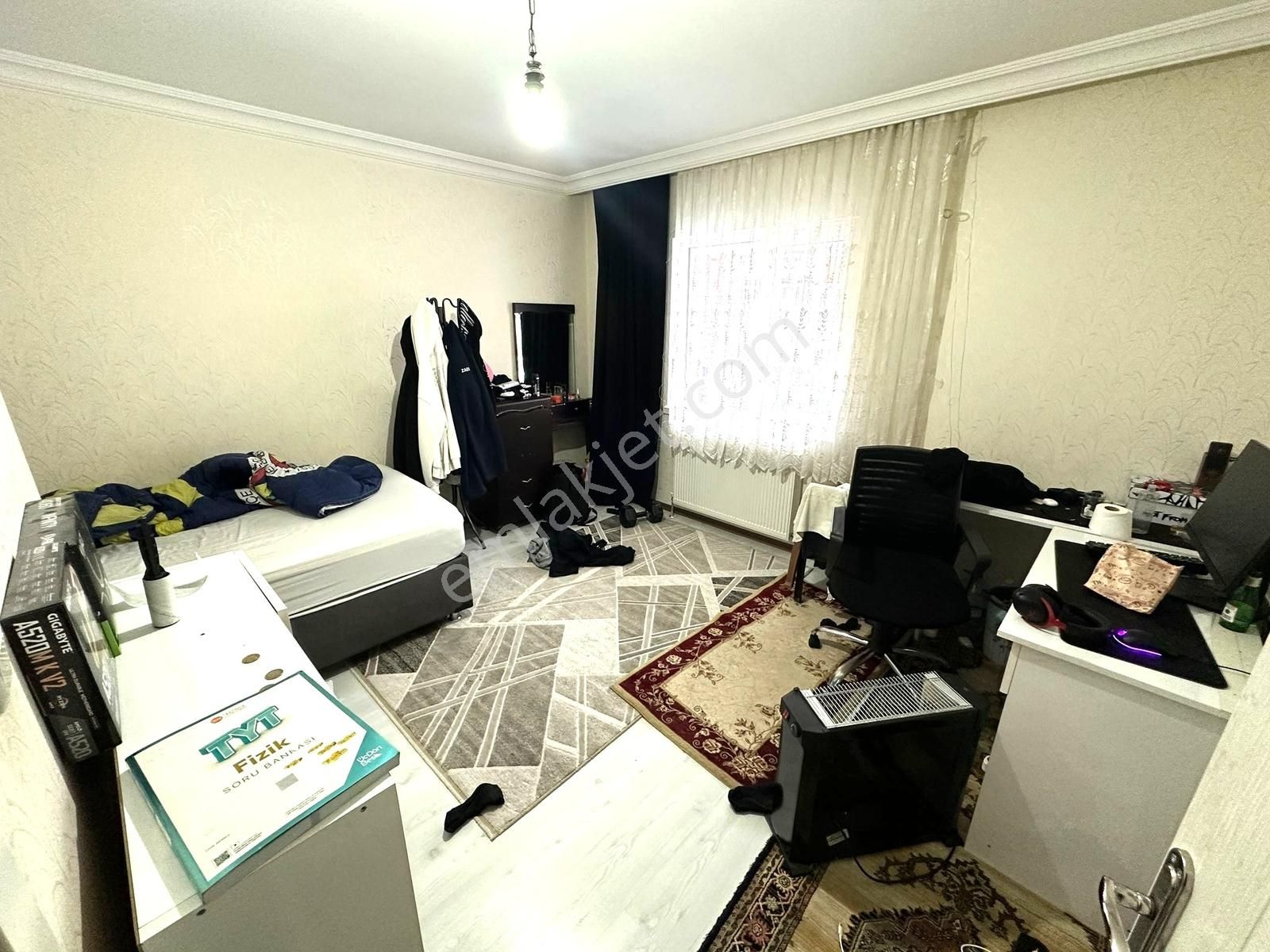 Ön Cehpe Yüksek Giriş Altında Daire Olan 3+1 Ferah Daire - Görsel 24