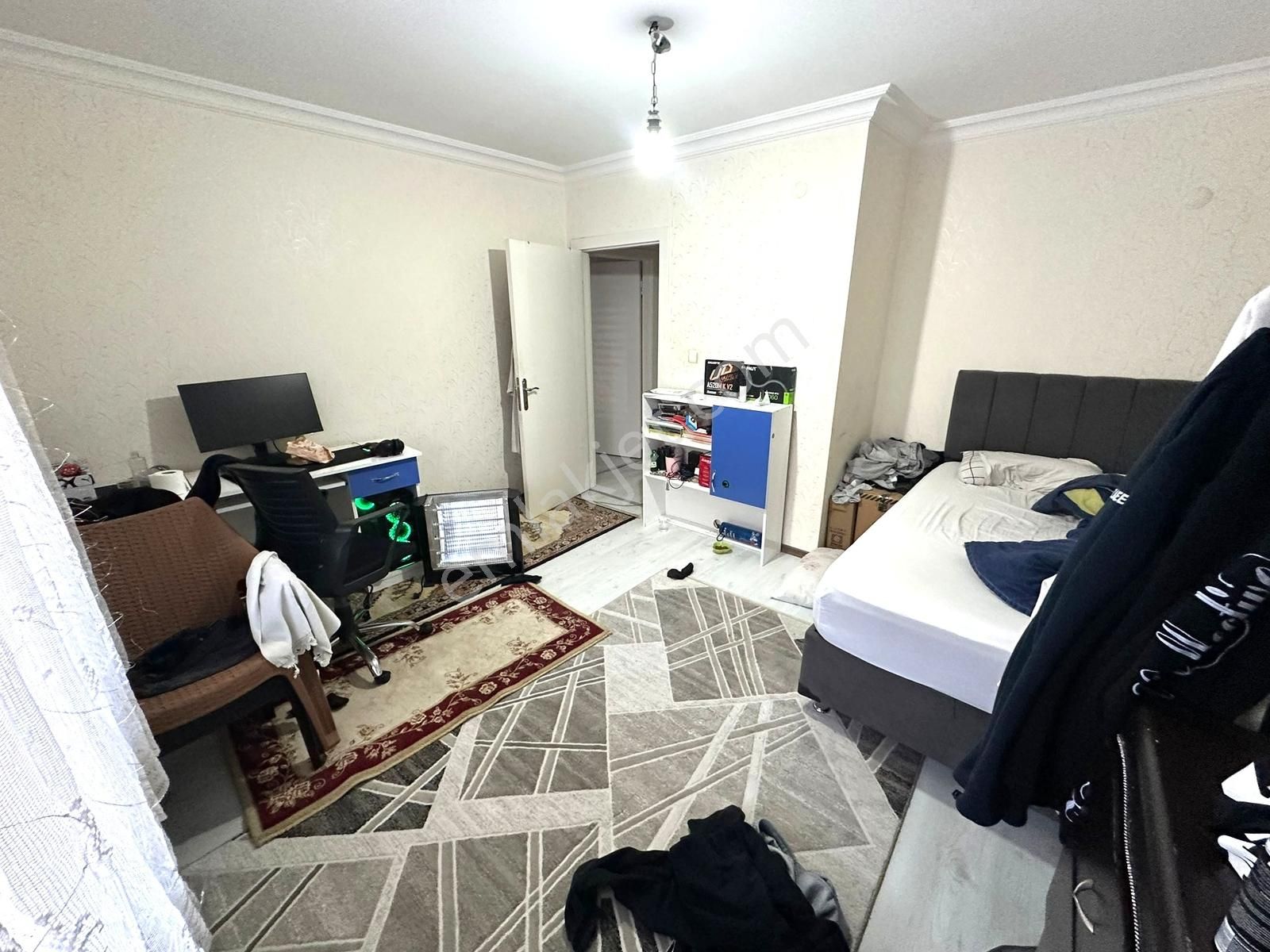 Ön Cehpe Yüksek Giriş Altında Daire Olan 3+1 Ferah Daire - Görsel 9