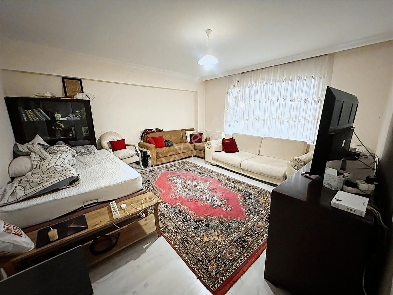 Ön Cehpe Yüksek Giriş Altında Daire Olan 3+1 Ferah Daire - Görsel 7