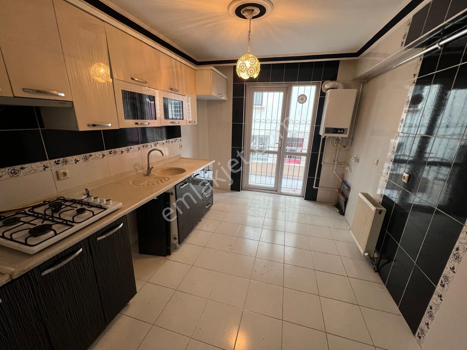 Ataparkta Katta Yapılı Genişm2 3+1 - Görsel 3