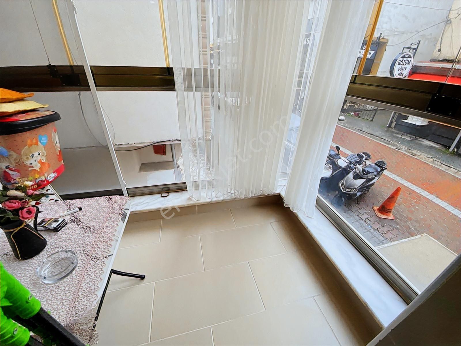 Pegaas'tan Cihangir Mah Metrobüse 1dk 2+1 Ön Cephe Satılık Daire - Görsel 14