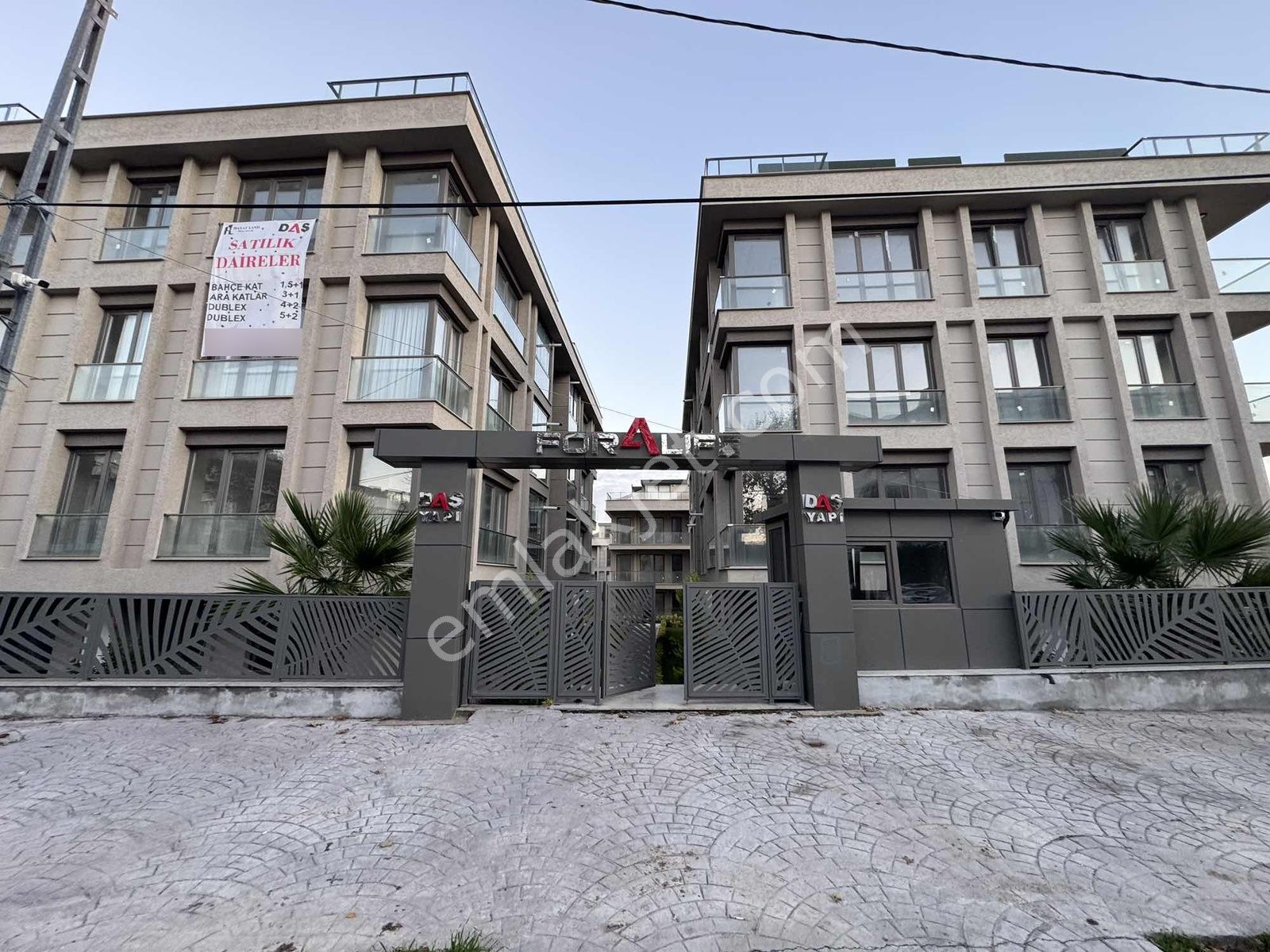 Pegaas'tan Site İçerisin De 3+1 Sıfır Ara Kat Satılık Daireler