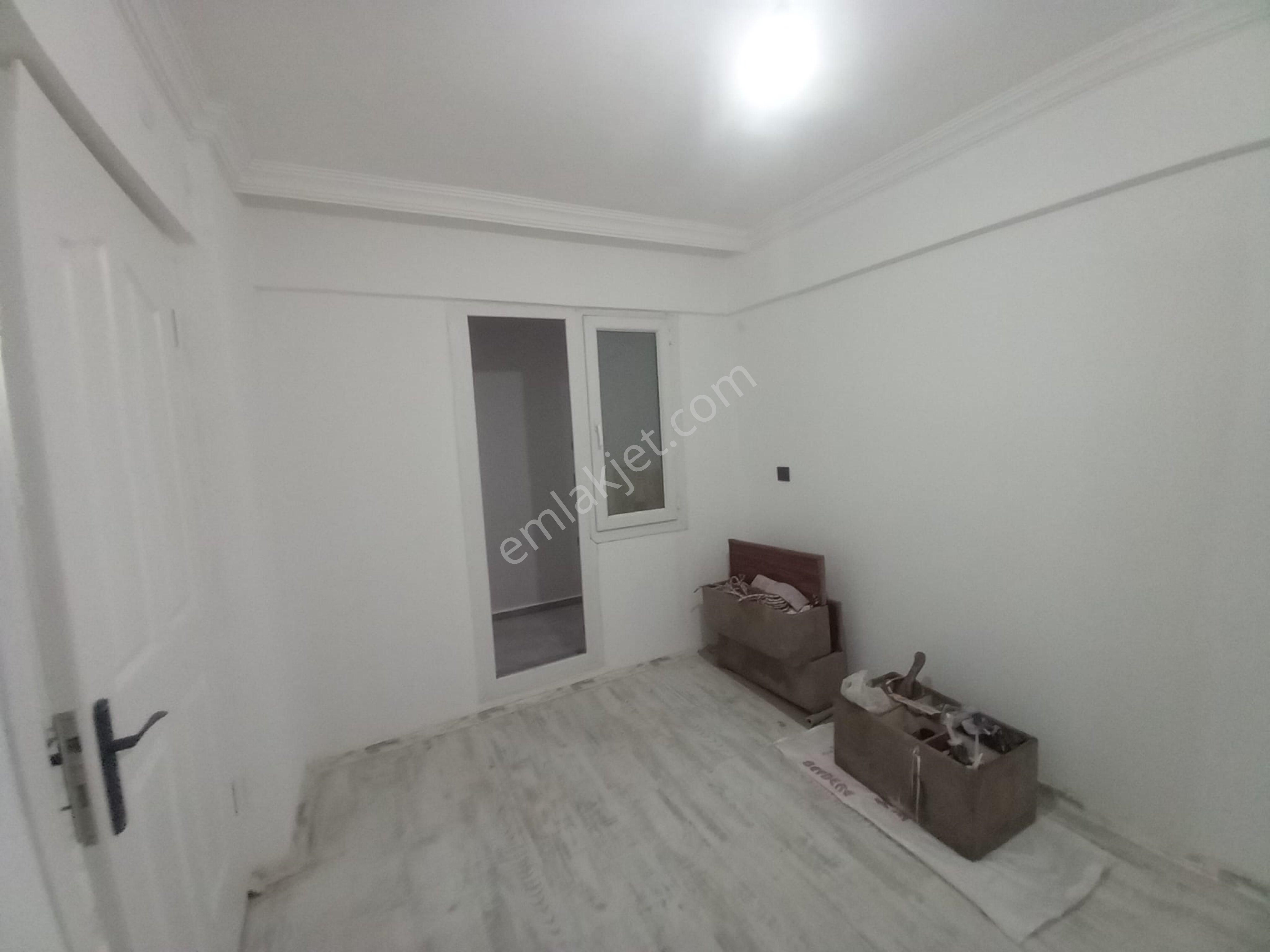 Kuşadası Cumhuriyet Mahallesinde Satılık 2+1 Giriş Kat Engelliye Uygun Satılık Dairemiz Bulunma - Görsel 27