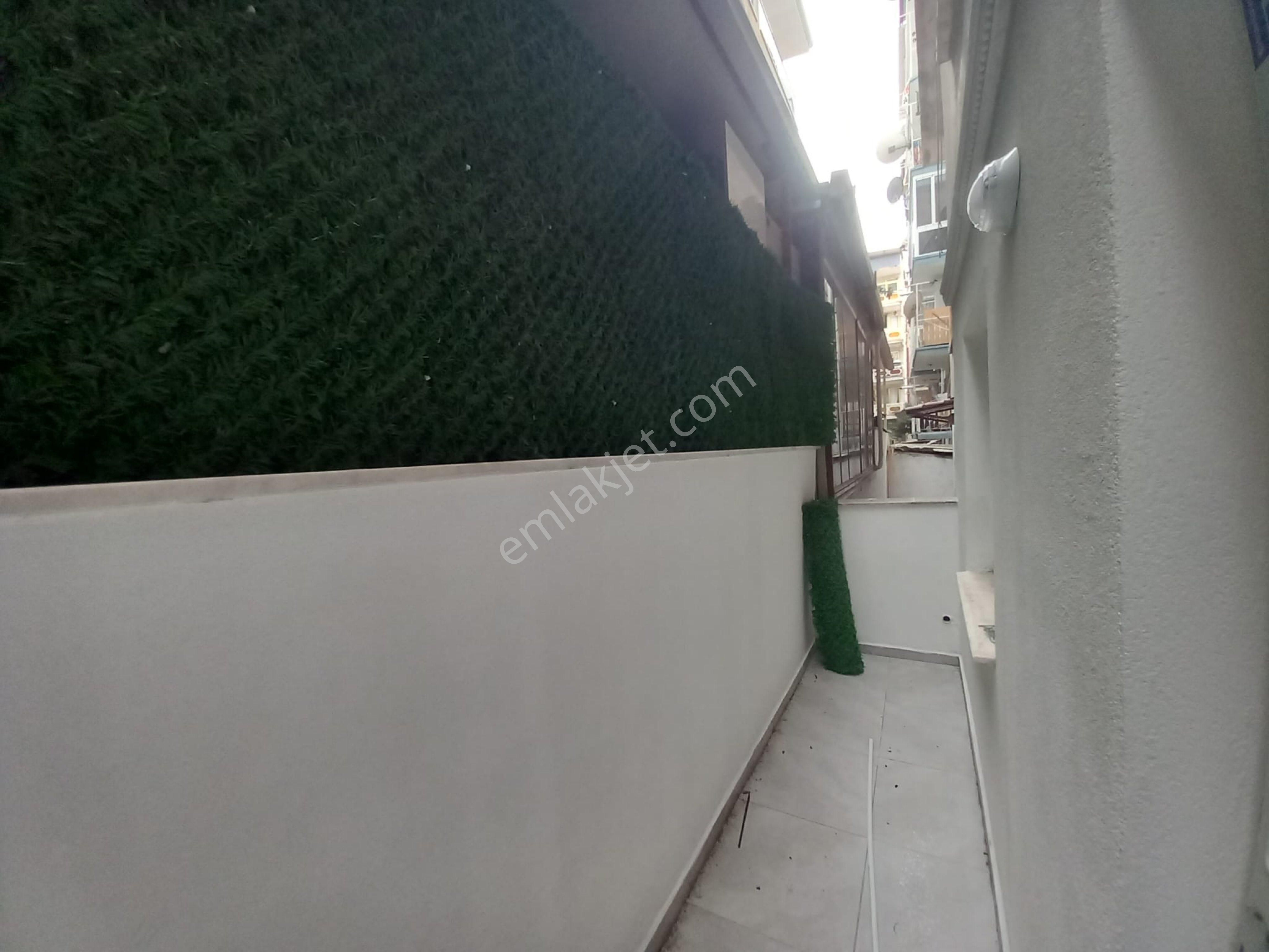 Kuşadası Cumhuriyet Mahallesinde Satılık 2+1 Giriş Kat Engelliye Uygun Satılık Dairemiz Bulunma - Görsel 10