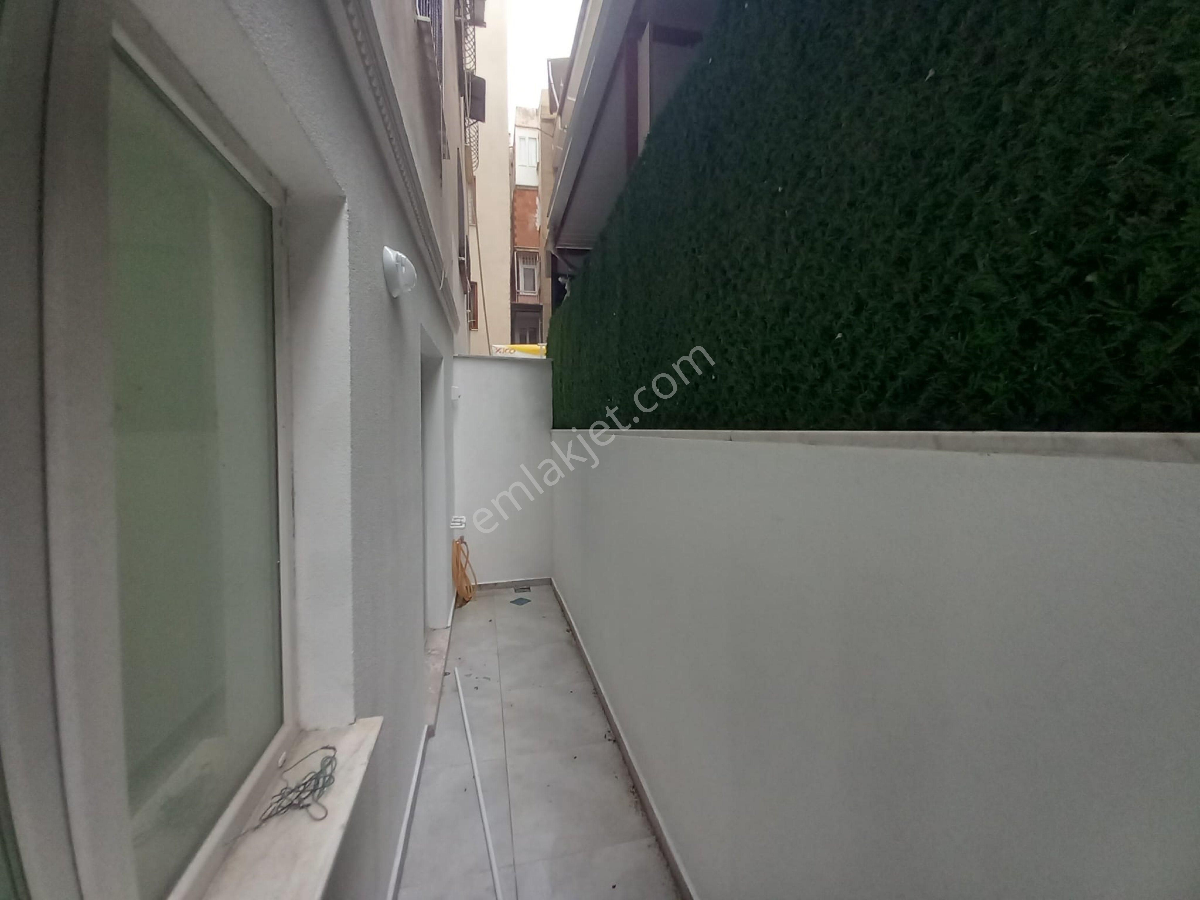 Kuşadası Cumhuriyet Mahallesinde Satılık 2+1 Giriş Kat Engelliye Uygun Satılık Dairemiz Bulunma - Görsel 22