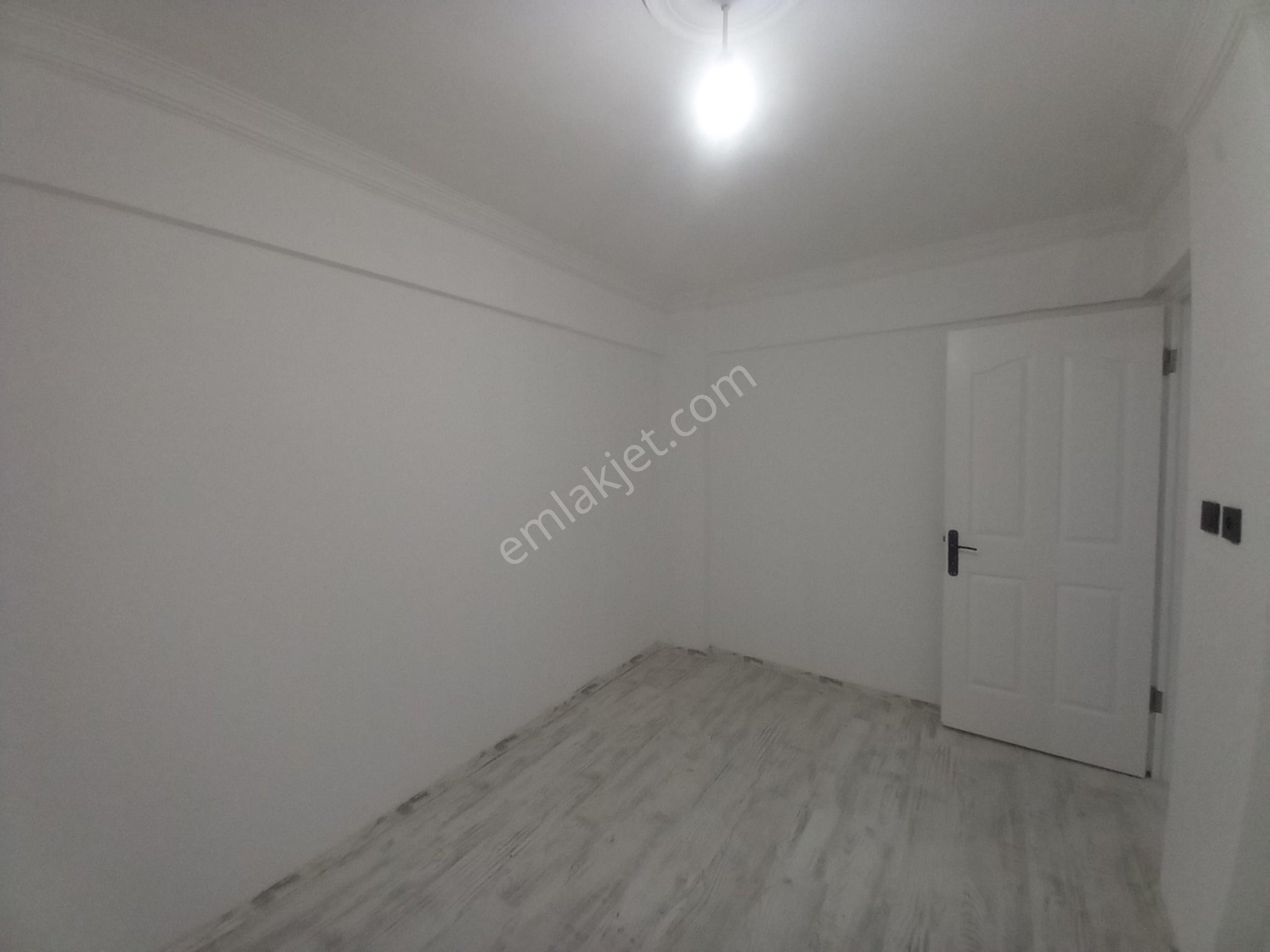 Kuşadası Cumhuriyet Mahallesinde Satılık 2+1 Giriş Kat Engelliye Uygun Satılık Dairemiz Bulunma - Görsel 20