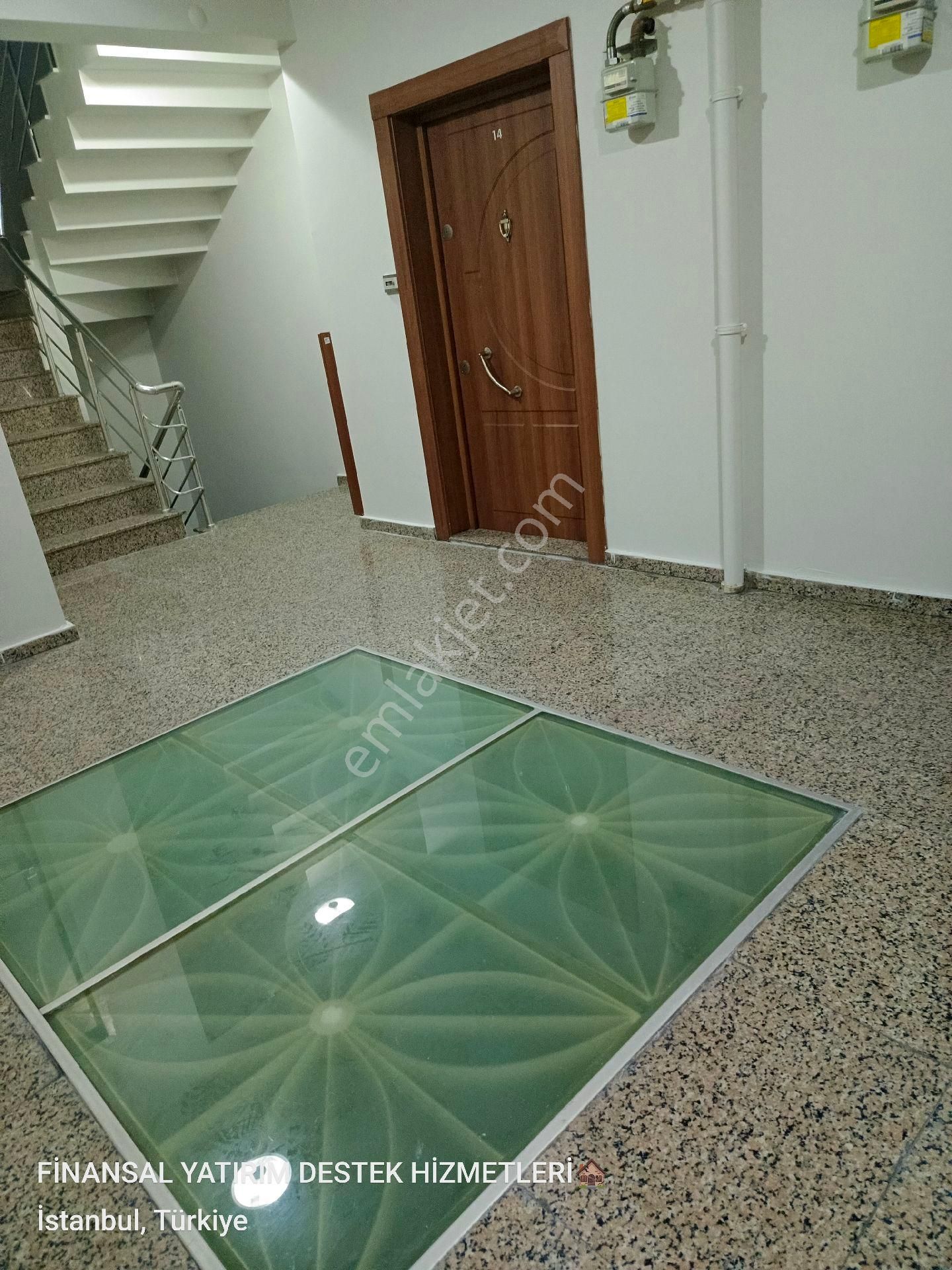 Ümraniye Armağanevler Mahallesi Diriliş Caddesi Üzerinde Site İçi 2+1 3.kat Metro Yürüme - Görsel 20