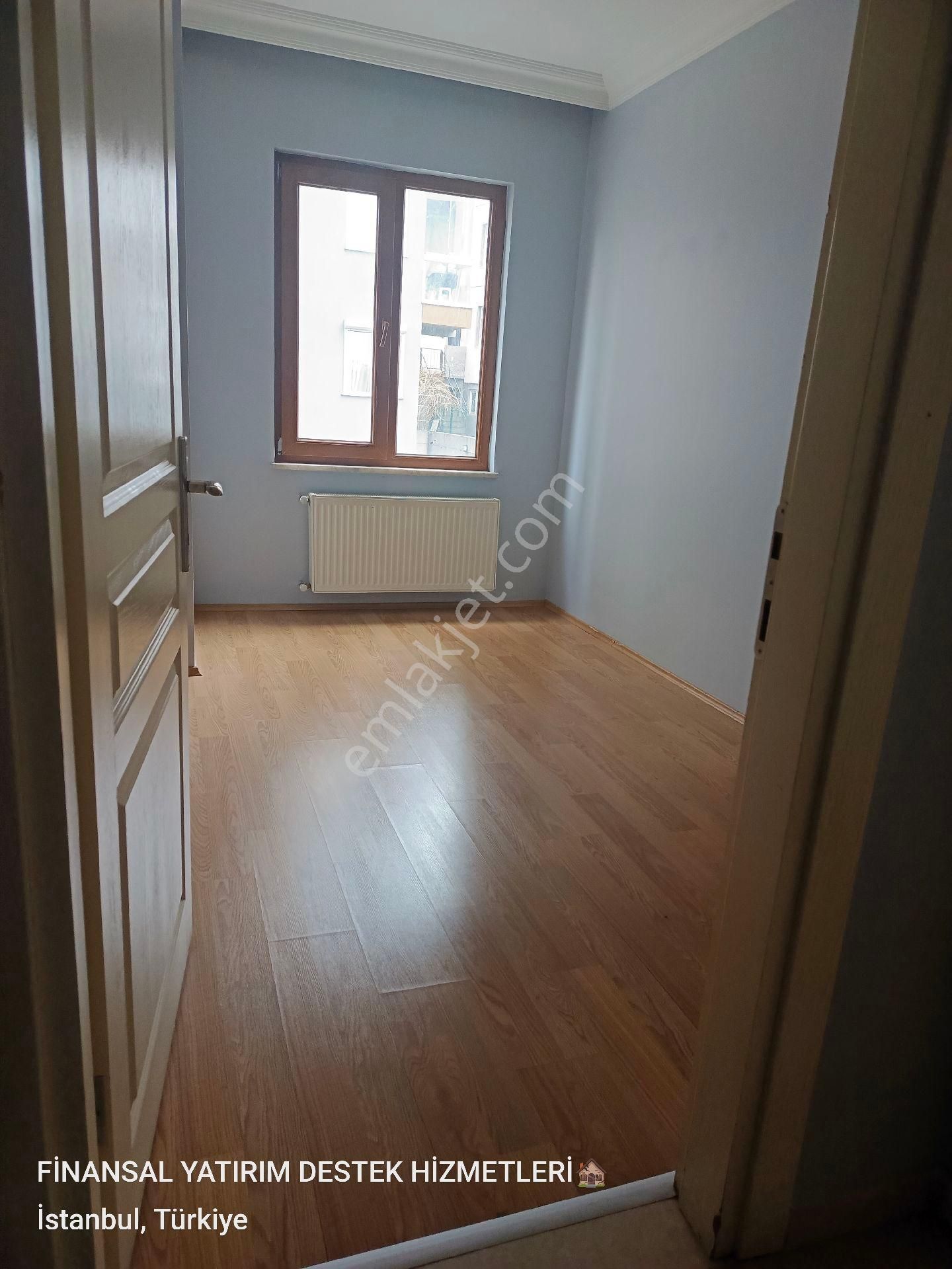 Ümraniye Armağanevler Mahallesi Diriliş Caddesi Üzerinde Site İçi 2+1 3.kat Metro Yürüme - Görsel 13