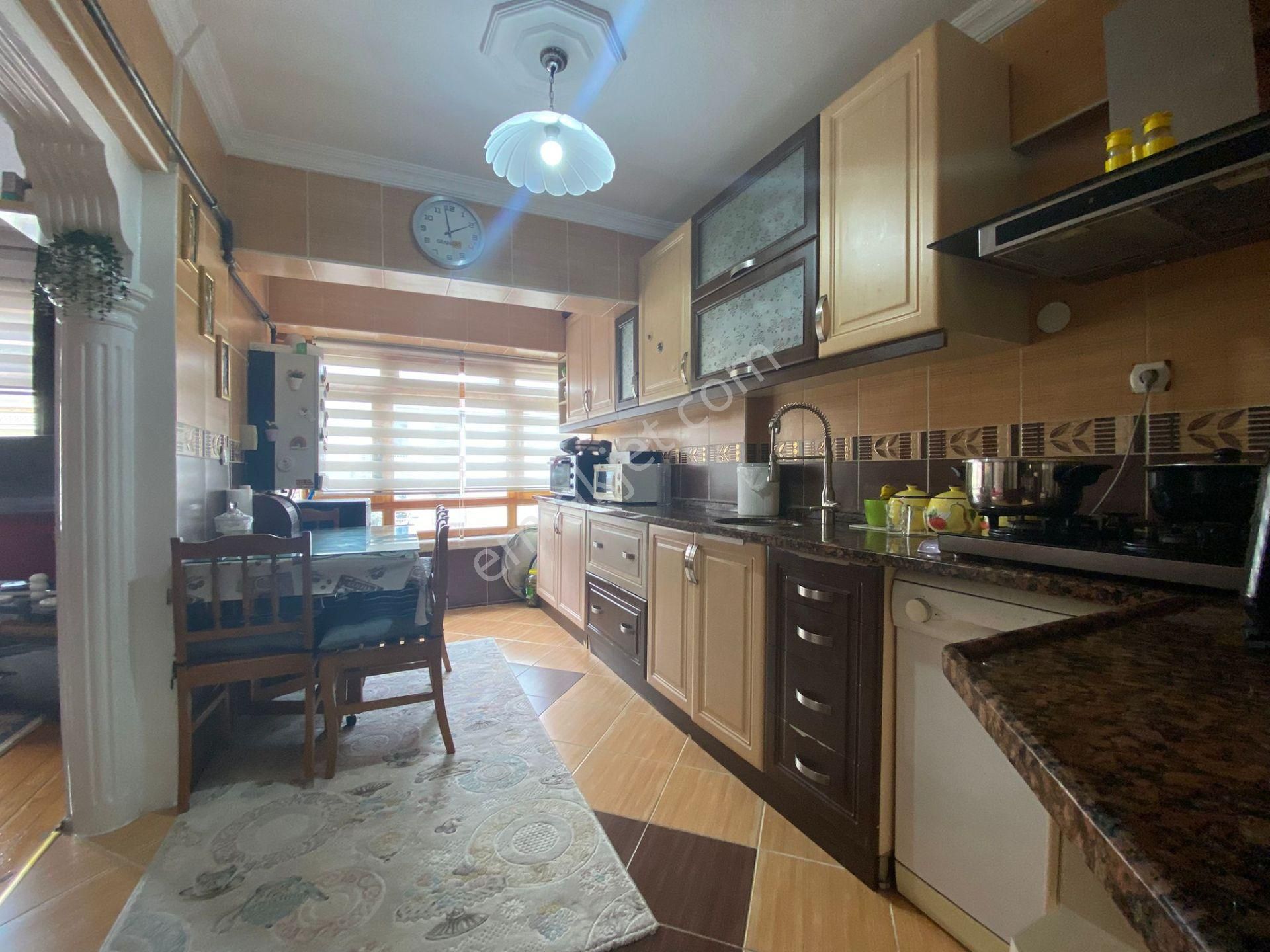 Kalecik Emlak'tan Merkez Mah'de 180m² 4+1 Dublex Teras Balkon - Görsel 2