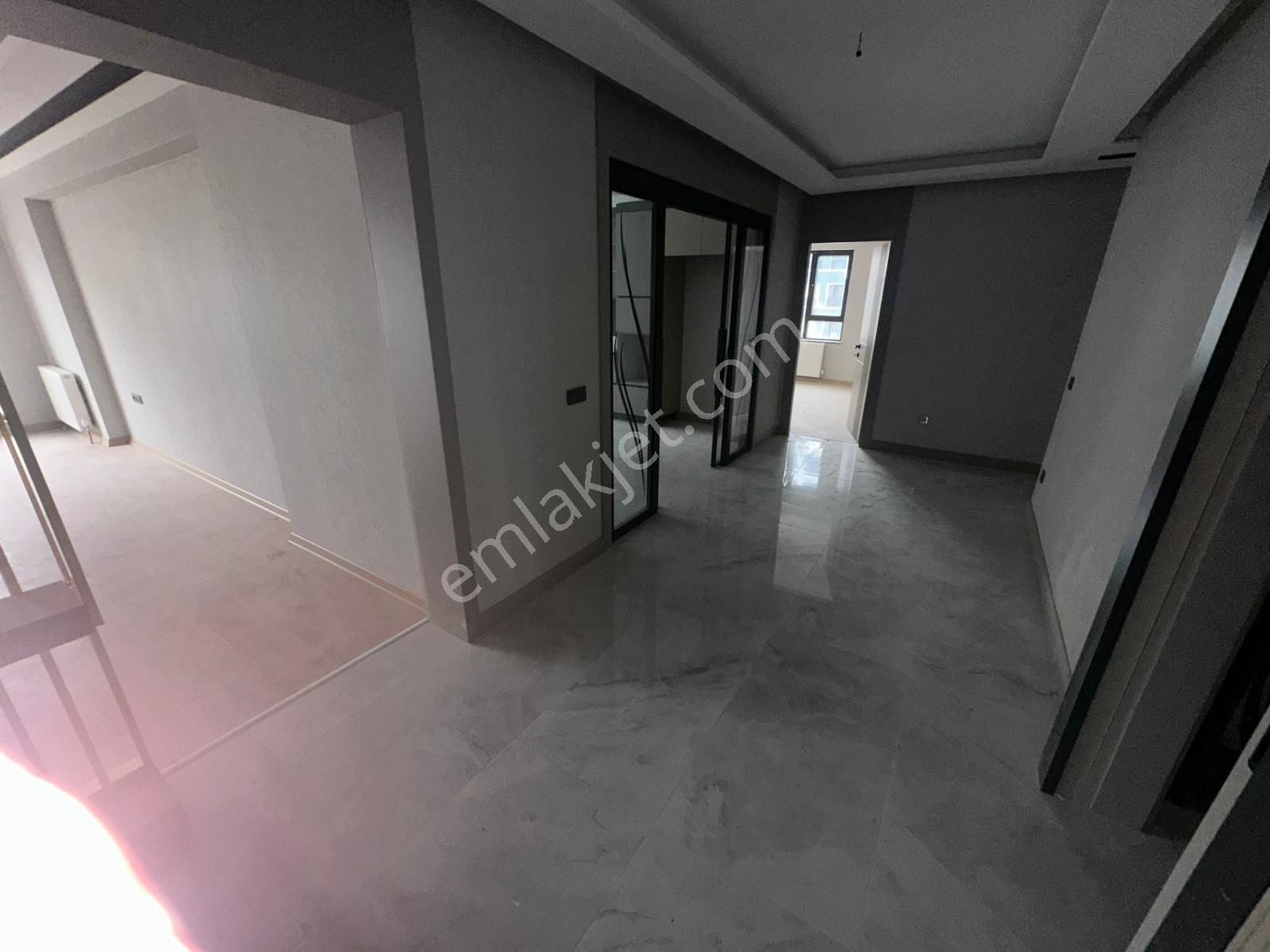 Kılıçsoy'dan Ovagross Yakını Premium Sitede Köşe Daire - Görsel 3