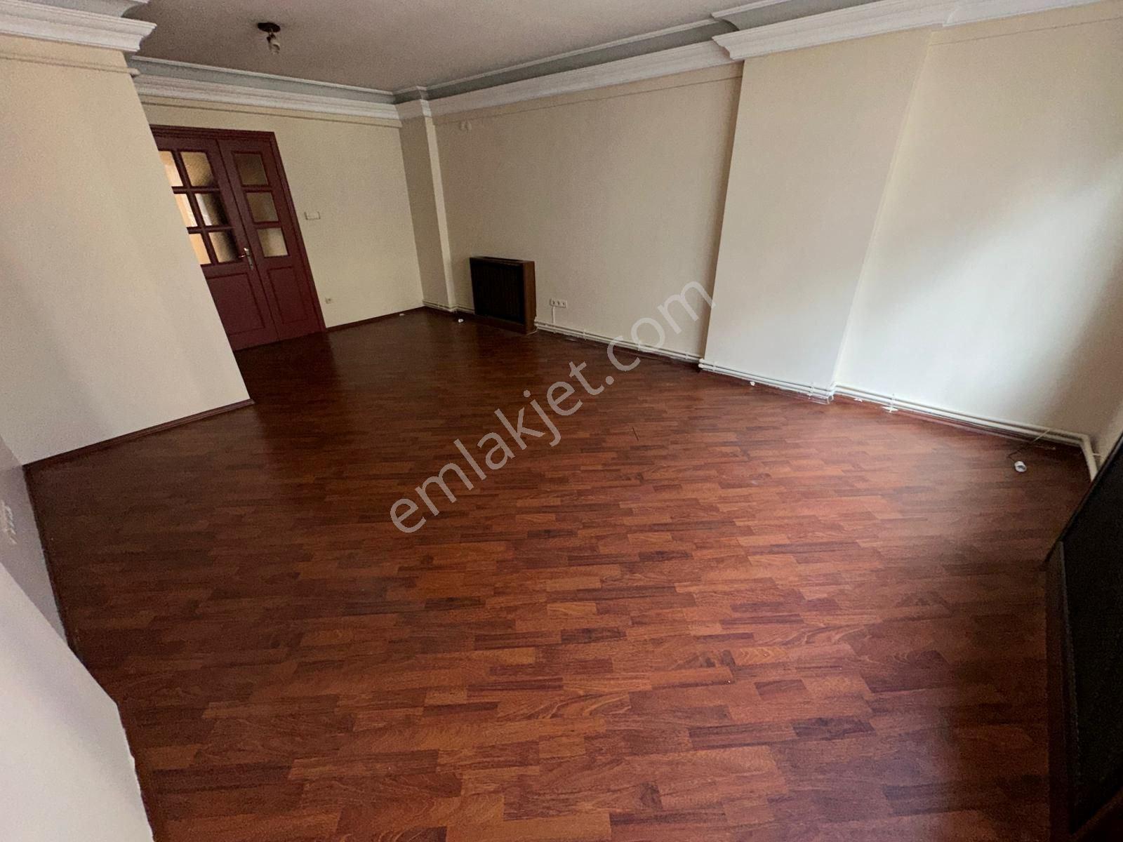 Bahariye Caddesine 1. Paralel Sokak Cam Plazada Kiralık Ofis - Görsel 14