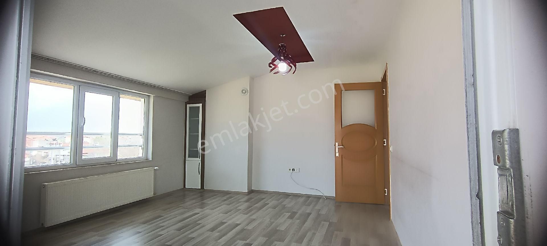 Deliktaş'ta 160 M² 3+1 Daire - Görsel 4