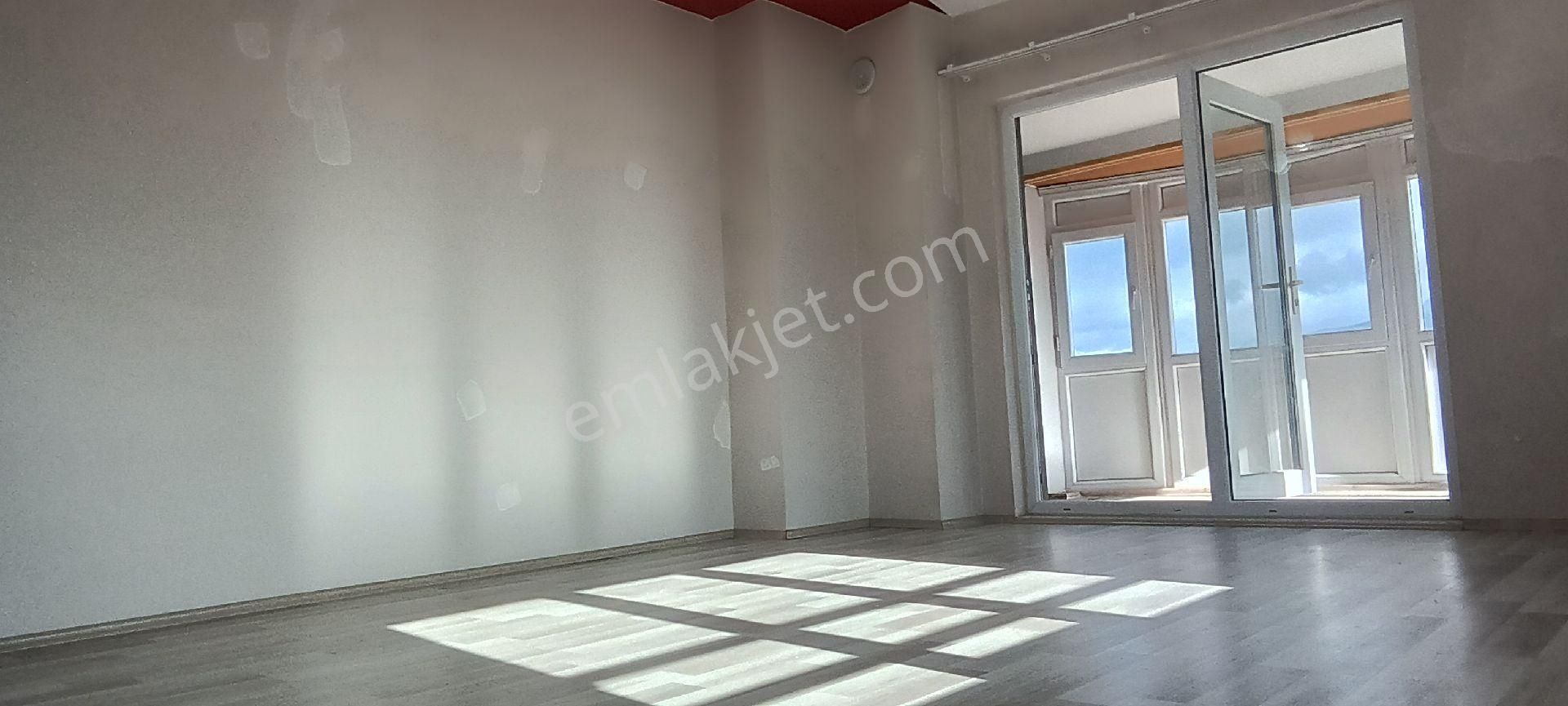 Deliktaş'ta 160 M² 3+1 Daire - Görsel 2