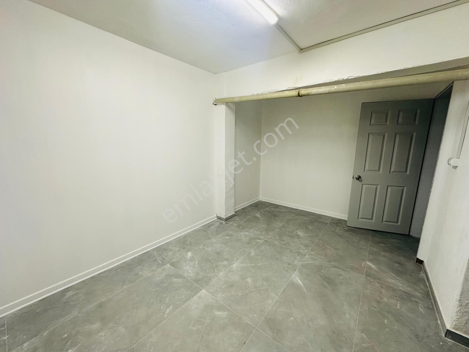 A Plus Gayrimenkulden Cadde Üstü Uygun Fiyat Satılık 2+1 Daire - Görsel 12