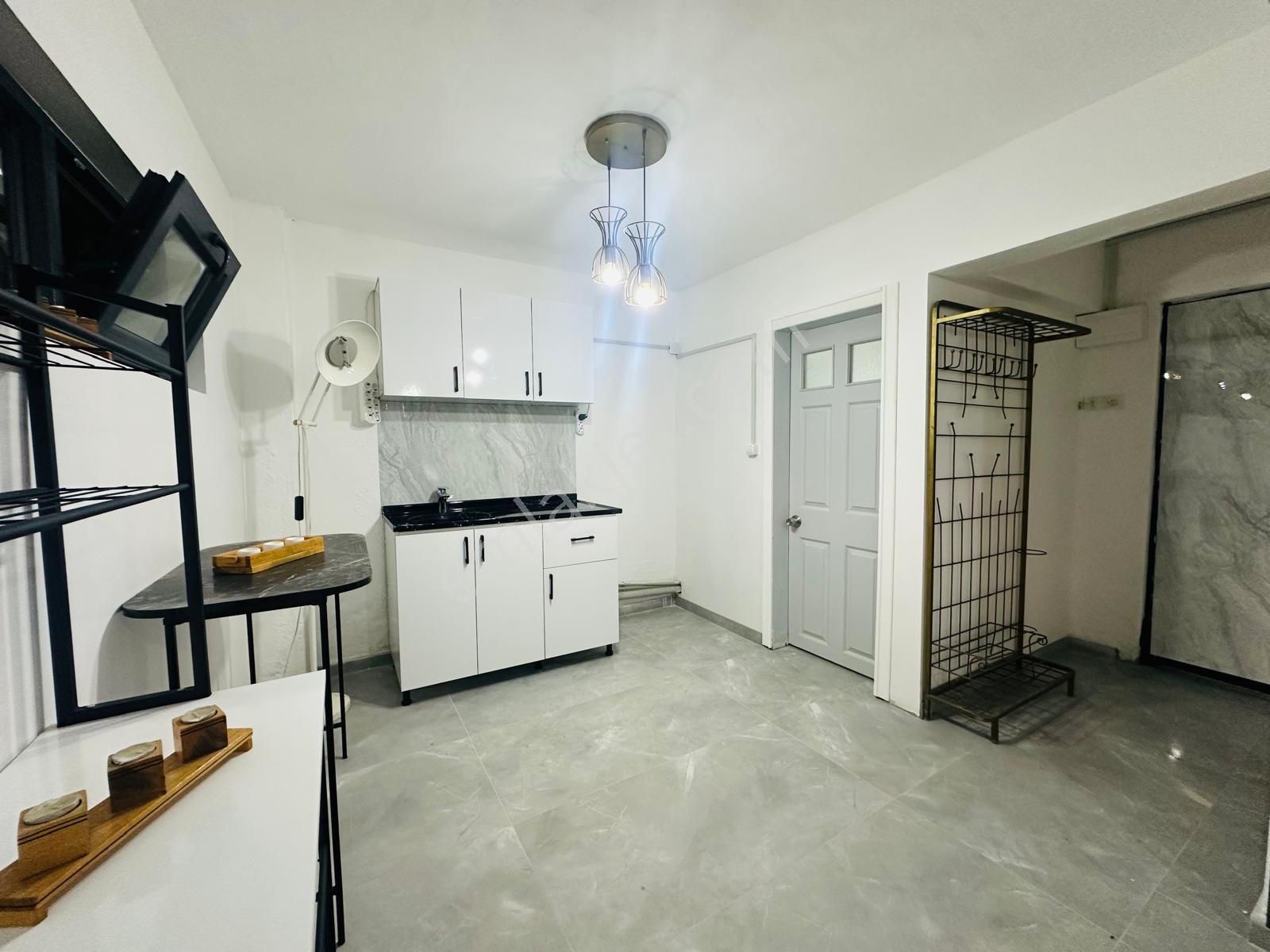 A Plus Gayrimenkulden Cadde Üstü Uygun Fiyat Satılık 2+1 Daire - Görsel 16