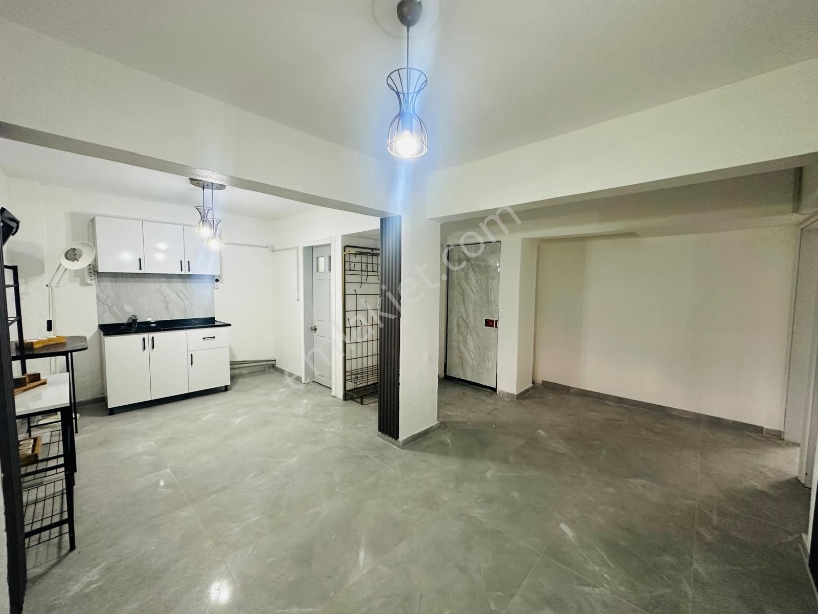 A Plus Gayrimenkulden Cadde Üstü Uygun Fiyat Satılık 2+1 Daire - Görsel 6