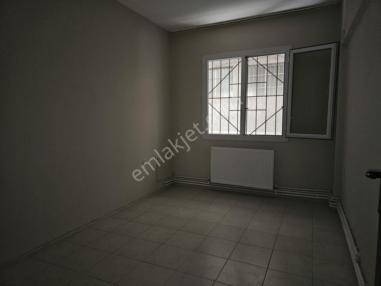Buca Fırat Mahallesinde Kiralık Doğalgazlı 2+1 90m2 Daire - Görsel 3