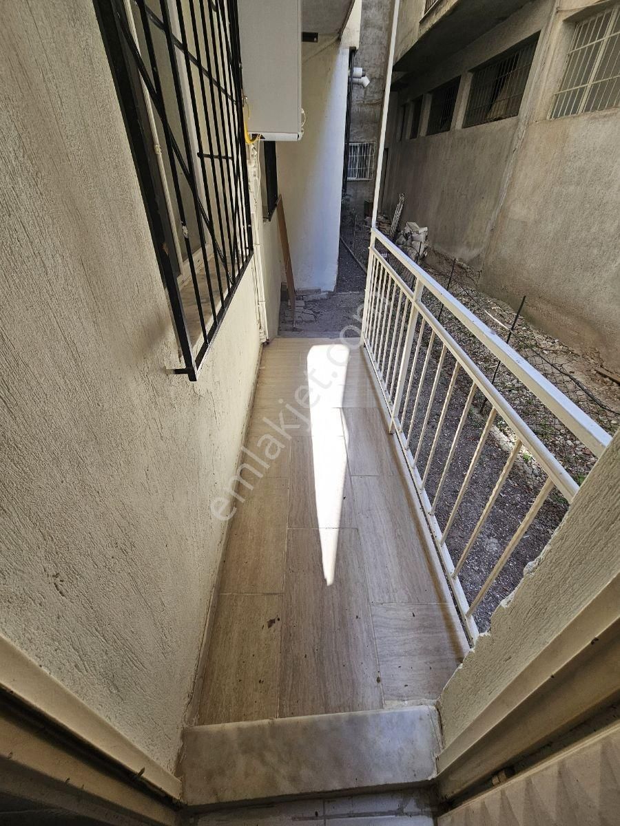 Buca Fırat Mahallesinde Kiralık Doğalgazlı 2+1 90m2 Daire - Görsel 10