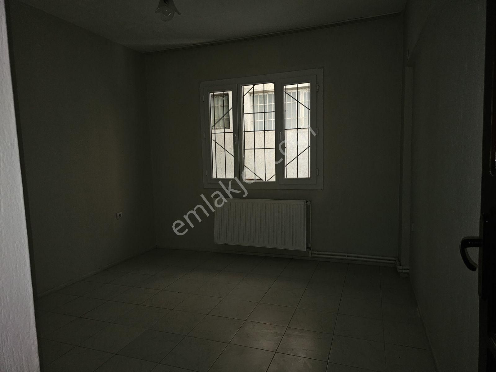 Buca Fırat Mahallesinde Kiralık Doğalgazlı 2+1 90m2 Daire - Görsel 12