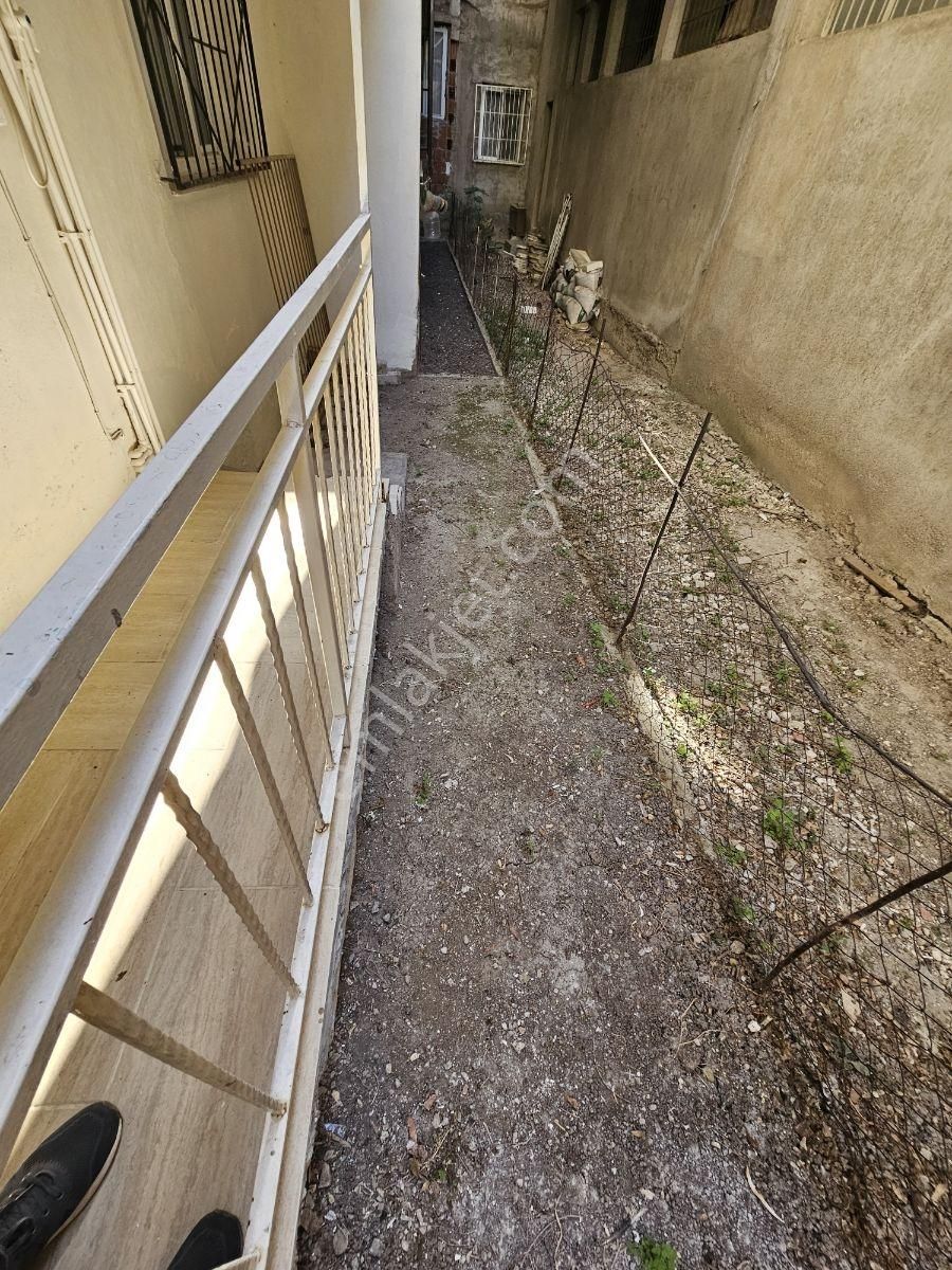 Buca Fırat Mahallesinde Kiralık Doğalgazlı 2+1 90m2 Daire - Görsel 4