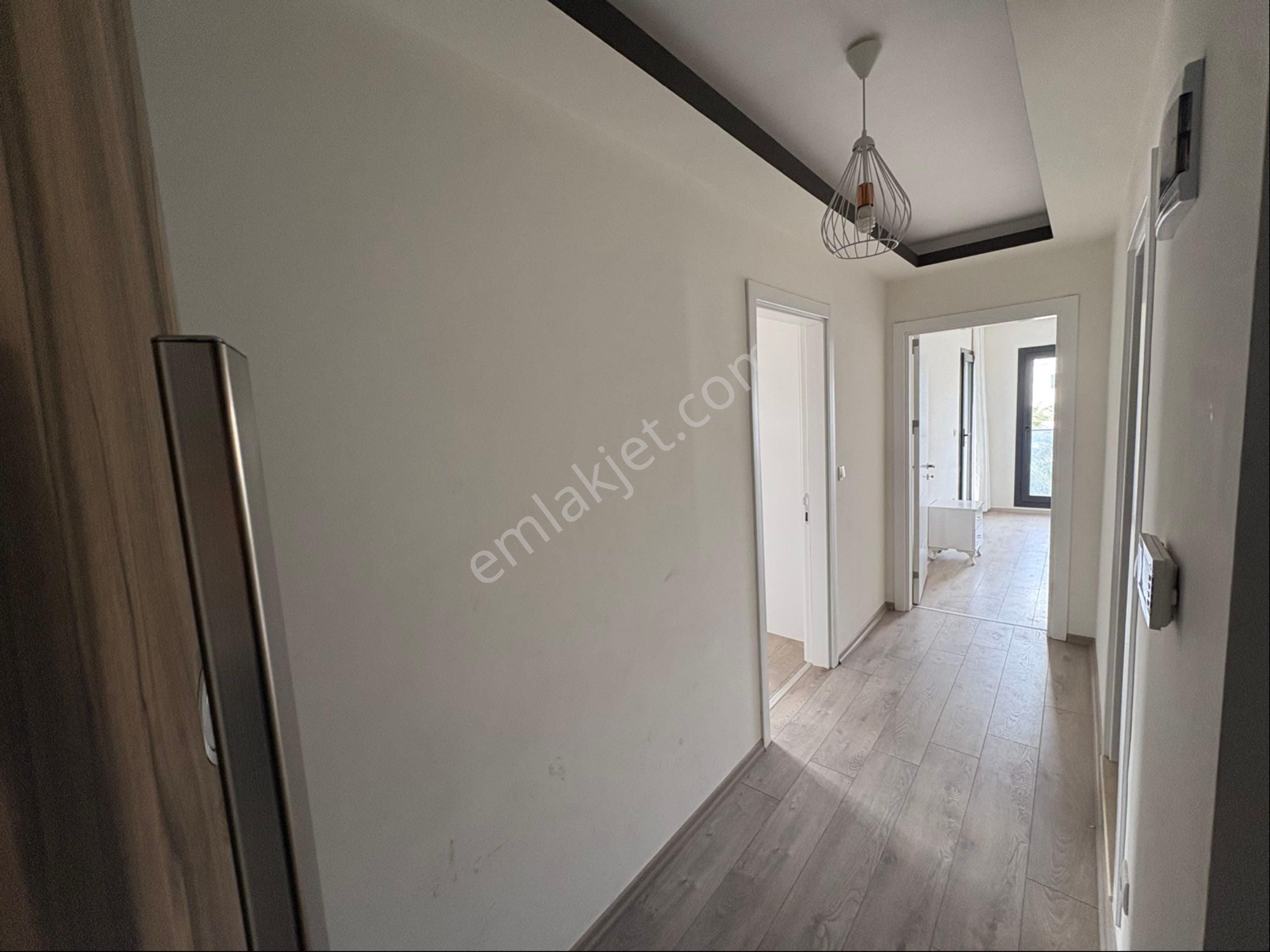 Cumhuriyet Mahallesi’nde Lüks Site İçinde 1+1 | Lise Karşısı, Hastane Ve Otogar Yanı | Merkezi Konum - Görsel 9