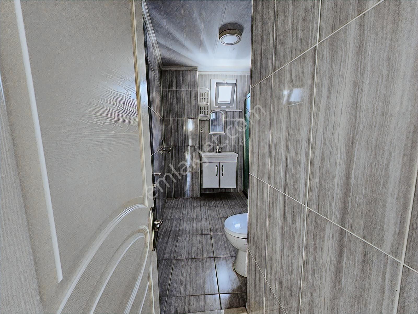 Buca Yeşilbağlar Mah Satılık 106m2 3+1 4 Kat Kullanışlı Daire - Görsel 6