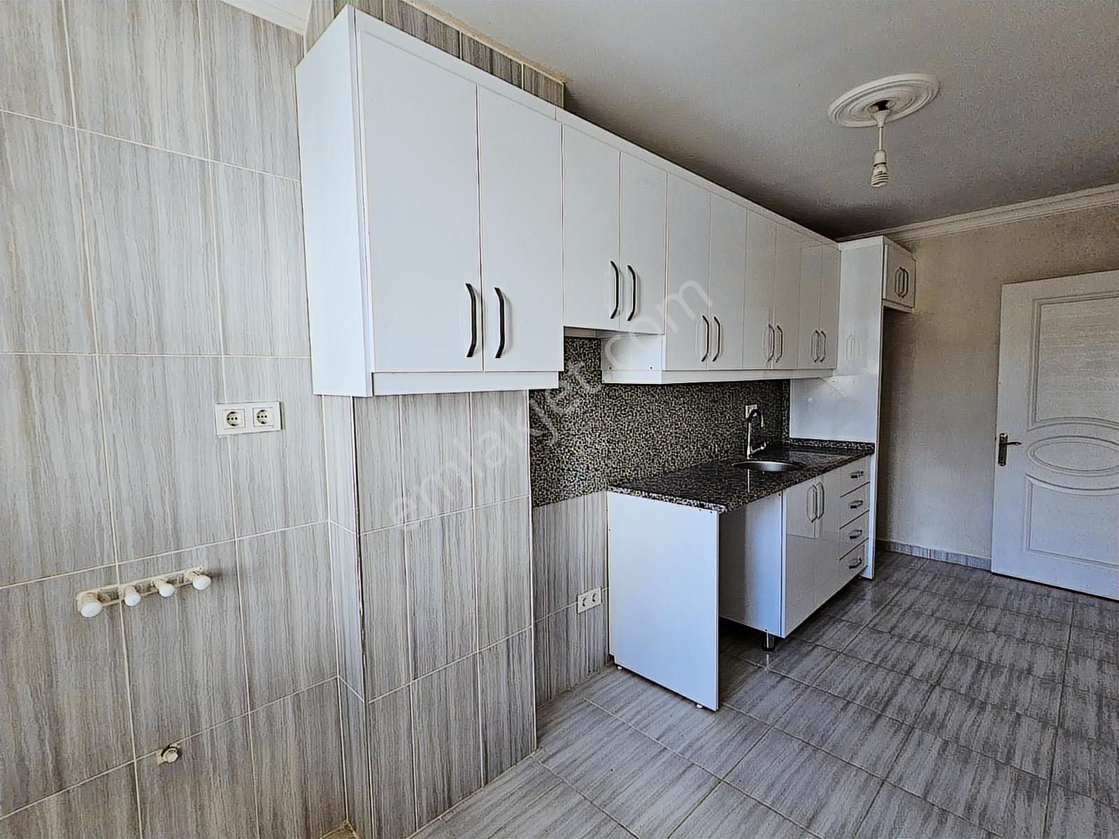 Buca Yeşilbağlar Mah Satılık 106m2 3+1 4 Kat Kullanışlı Daire - Görsel 22