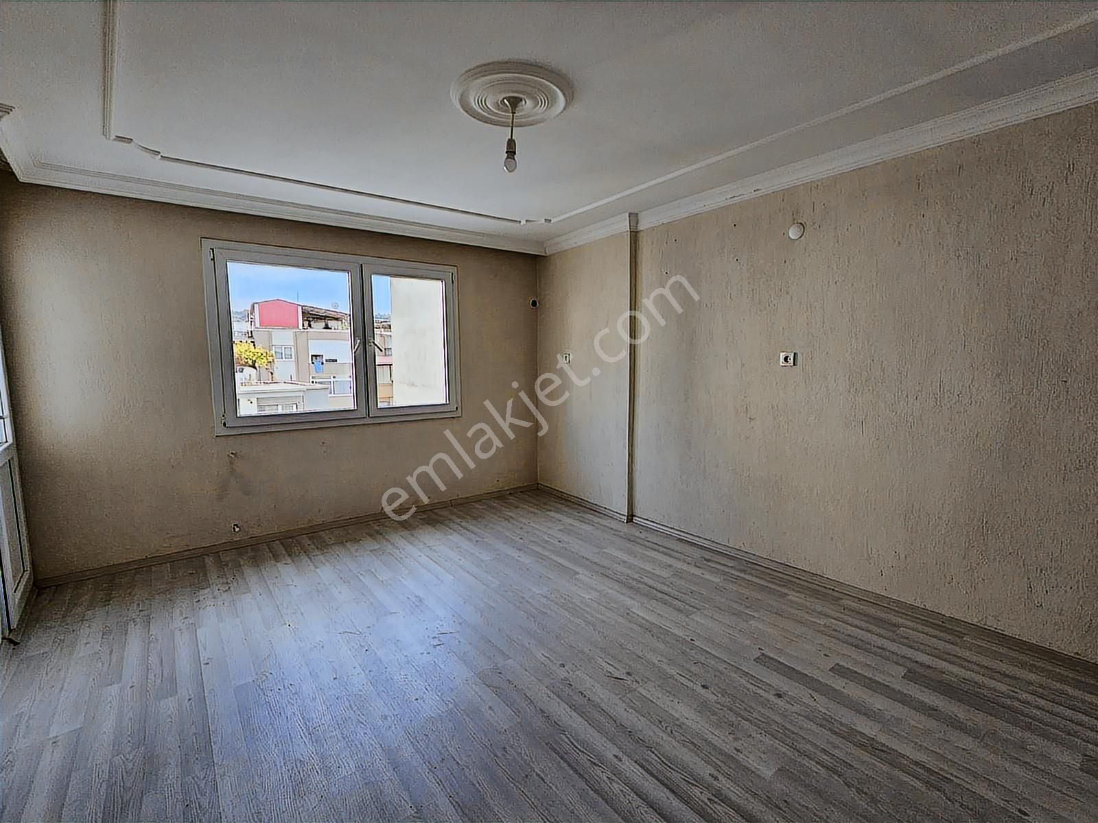 Buca Yeşilbağlar Mah Satılık 106m2 3+1 4 Kat Kullanışlı Daire - Görsel 4