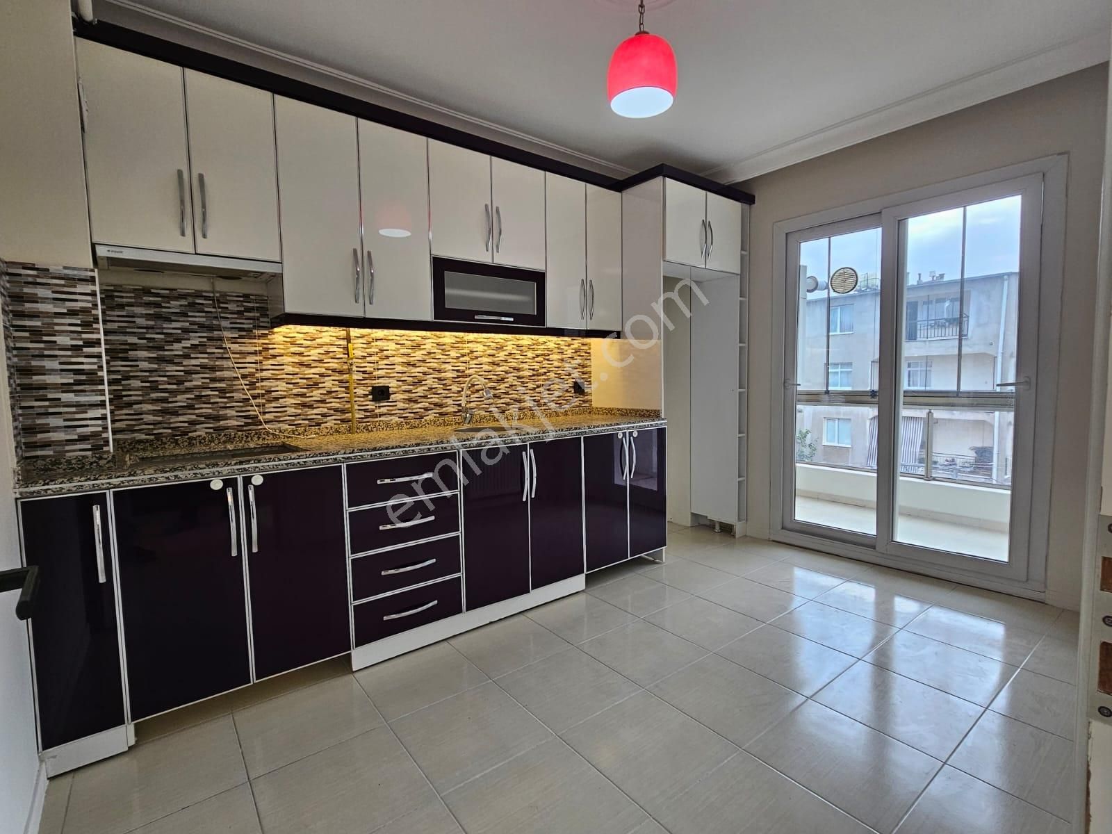 Buca Yeşilbağlar Mah Satılık 95m2 2+1 Daire - Görsel 9