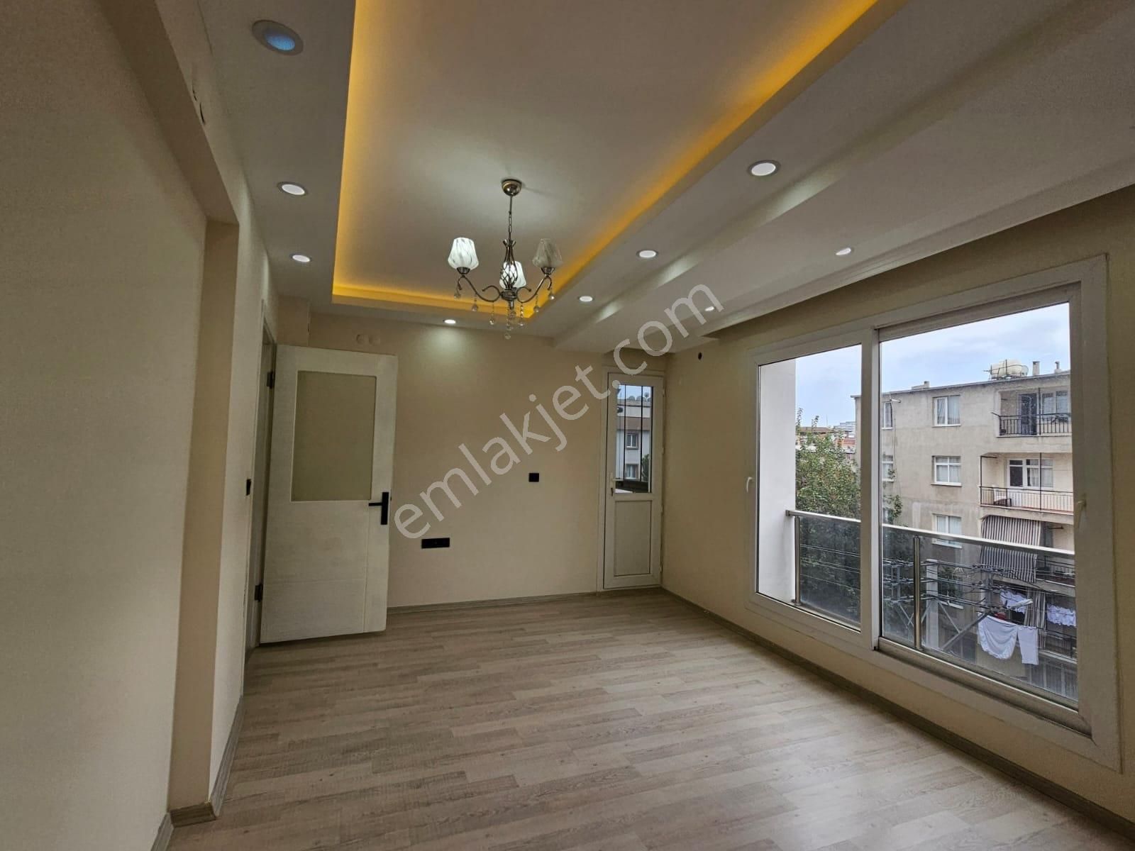 Buca Yeşilbağlar Mah Satılık 95m2 2+1 Daire