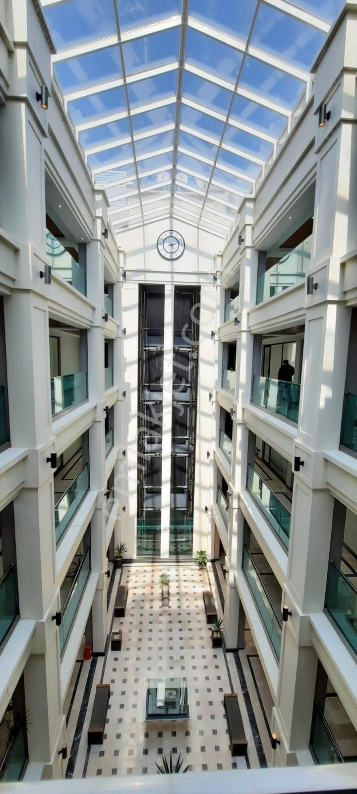 Maltepe Ofistanbul Plaza'da Özel Tasarımlı Ve Full Otomasyonlu 95/70m2 Net Kiralık 1+1 Ofis - Görsel 6