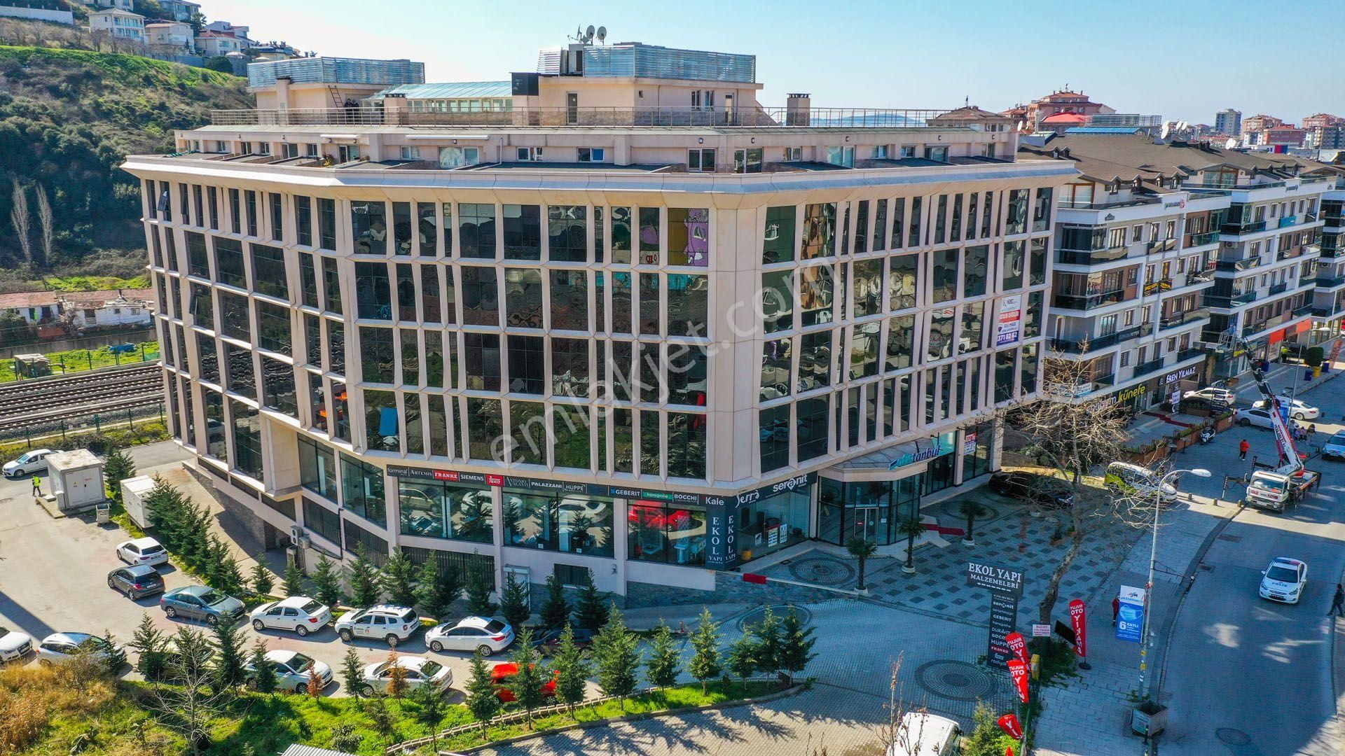 Maltepe Ofistanbul Plaza'da Özel Tasarımlı Ve Full Otomasyonlu 95/70m2 Net Kiralık 1+1 Ofis - Görsel 13