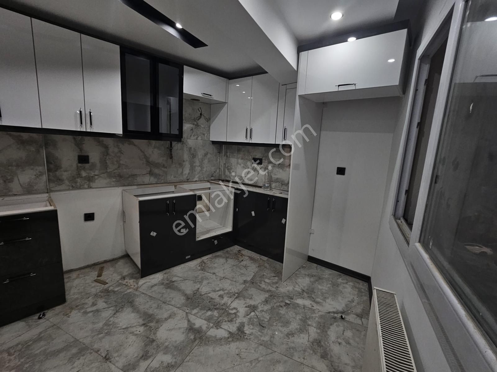 Buca Yeşilbağlar Mah Satılık Köşe Daire 85m2 2+1 2.kat - Görsel 11