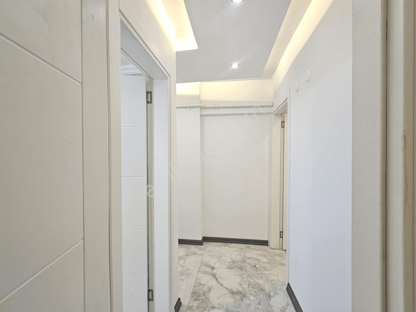 Buca Yeşilbağlar Mah Satılık Köşe Daire 85m2 2+1 2.kat - Görsel 26