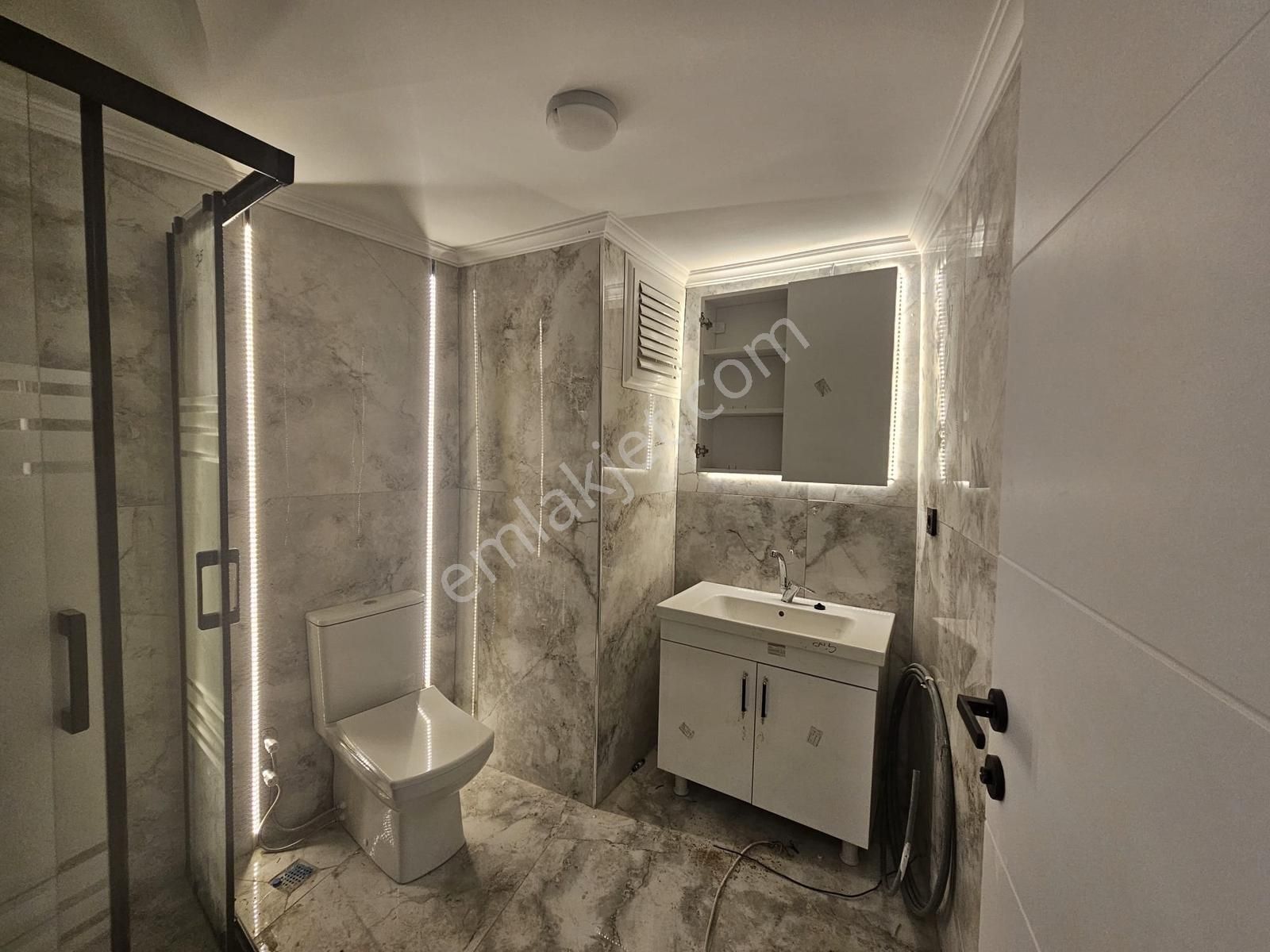 Buca Yeşilbağlar Mah Satılık Köşe Daire 85m2 2+1 2.kat - Görsel 29