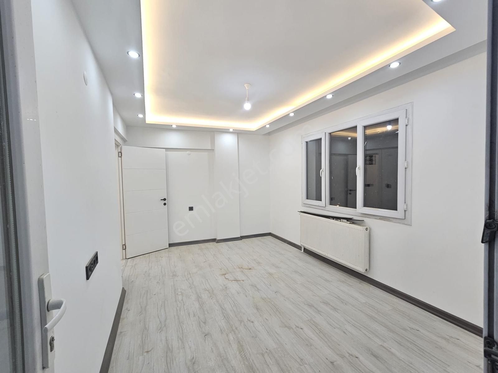 Buca Yeşilbağlar Mah Satılık Köşe Daire 85m2 2+1 2.kat - Görsel 3