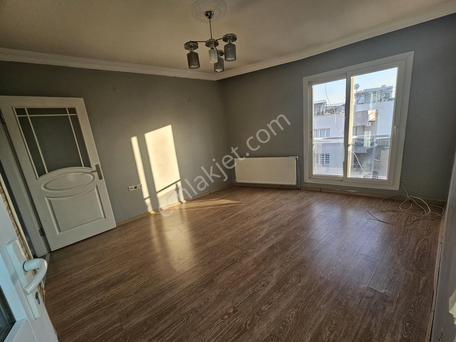 Bayramogulları Emlaktan Buca Fırat.mah Kiralık 2+1 Köşe Daire - Görsel 3