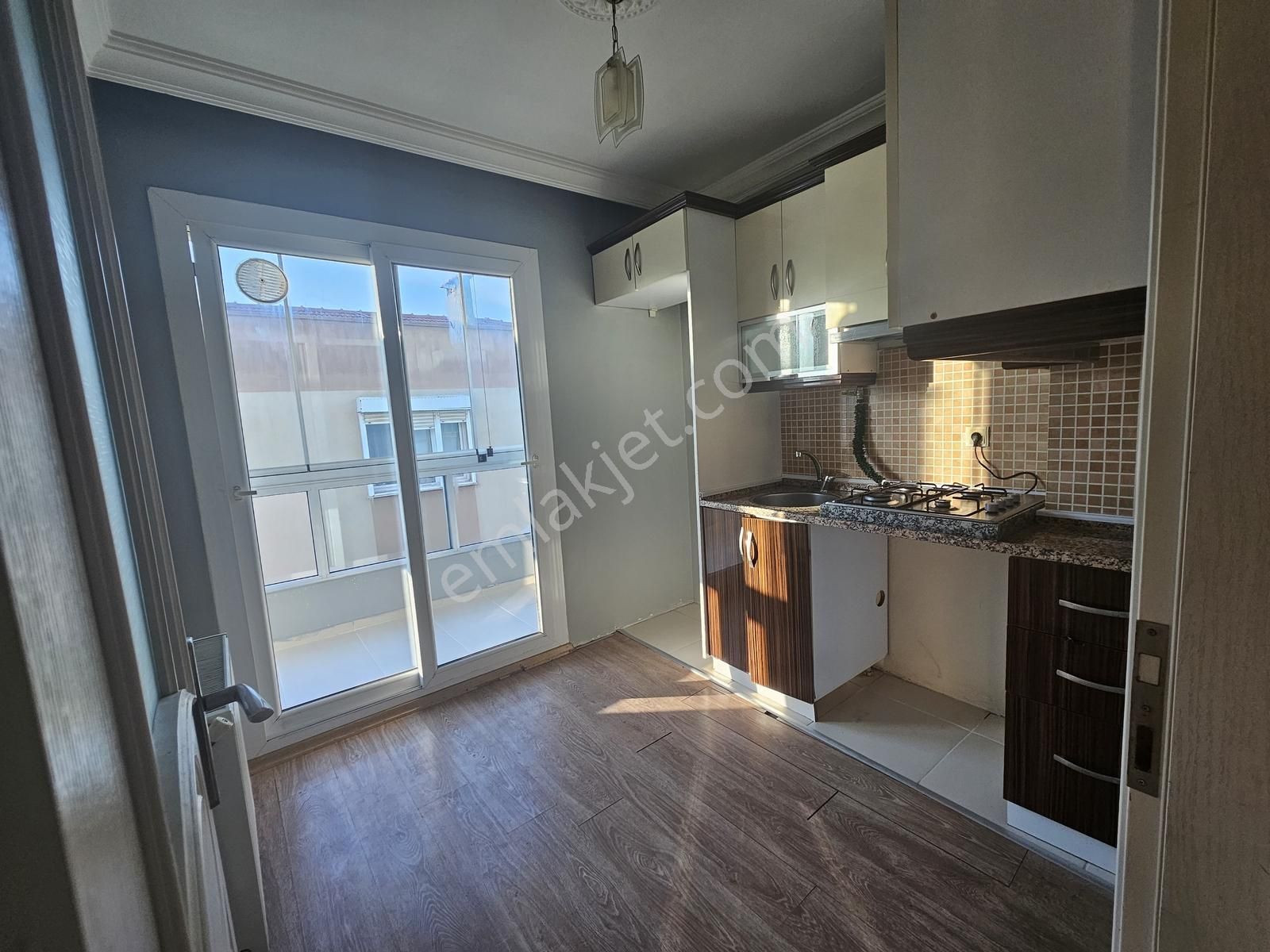 Bayramogulları Emlaktan Buca Fırat.mah Kiralık 2+1 Köşe Daire - Görsel 7