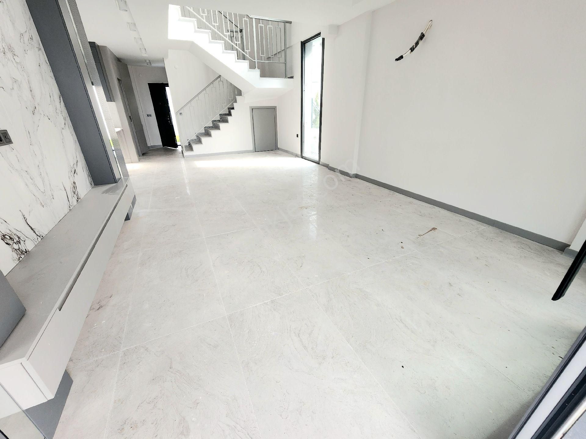 Soğucak Harika Konum Tam Müstakil Özel Havuzlu Villalar - Görsel 15